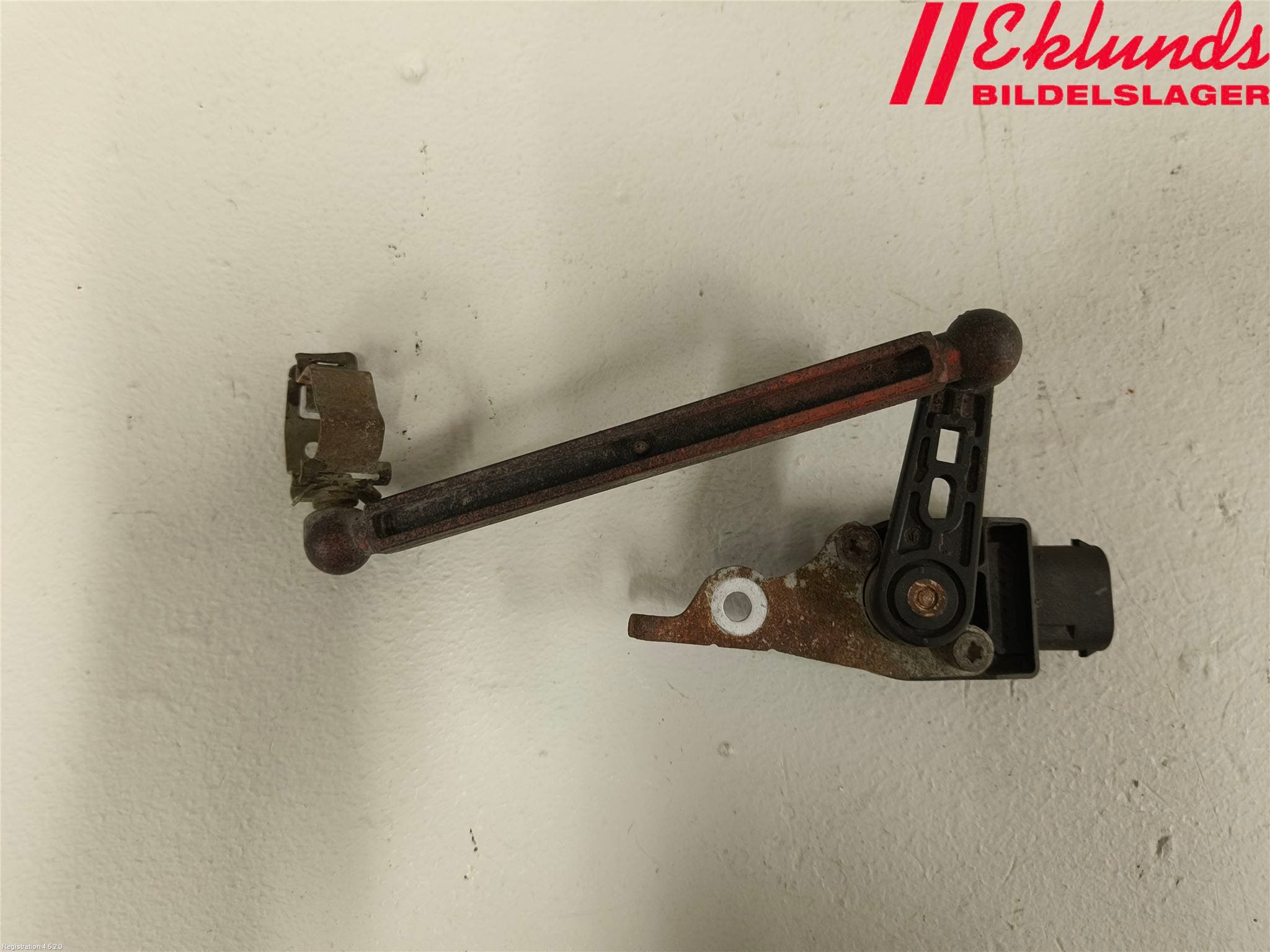 BMW 3 F30/F31/F80 12-19 Givare Xenon/Ljushöjdsreglering