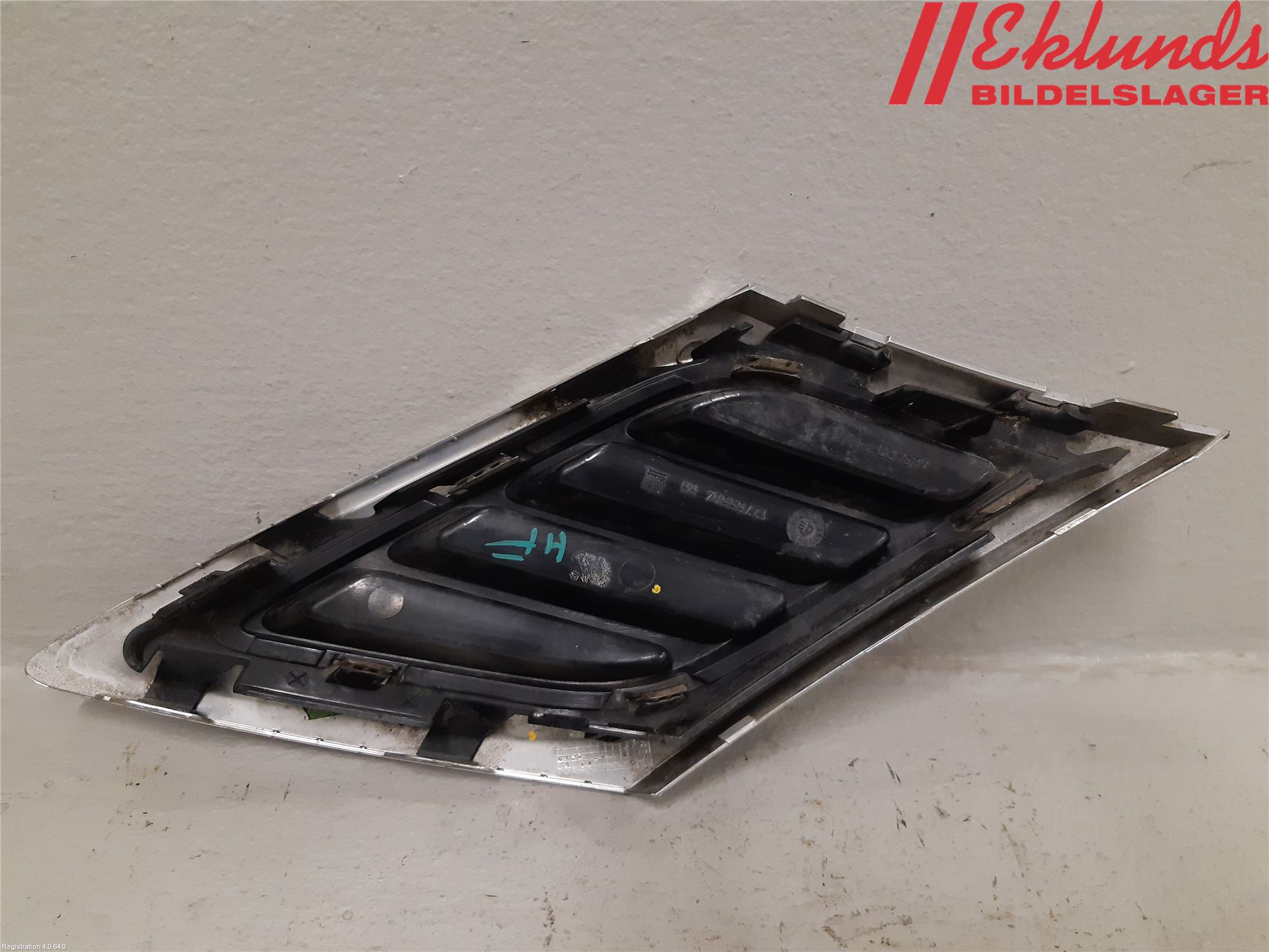 Saab 9-3 VER2/VER3 08-15 Grilldel Höger