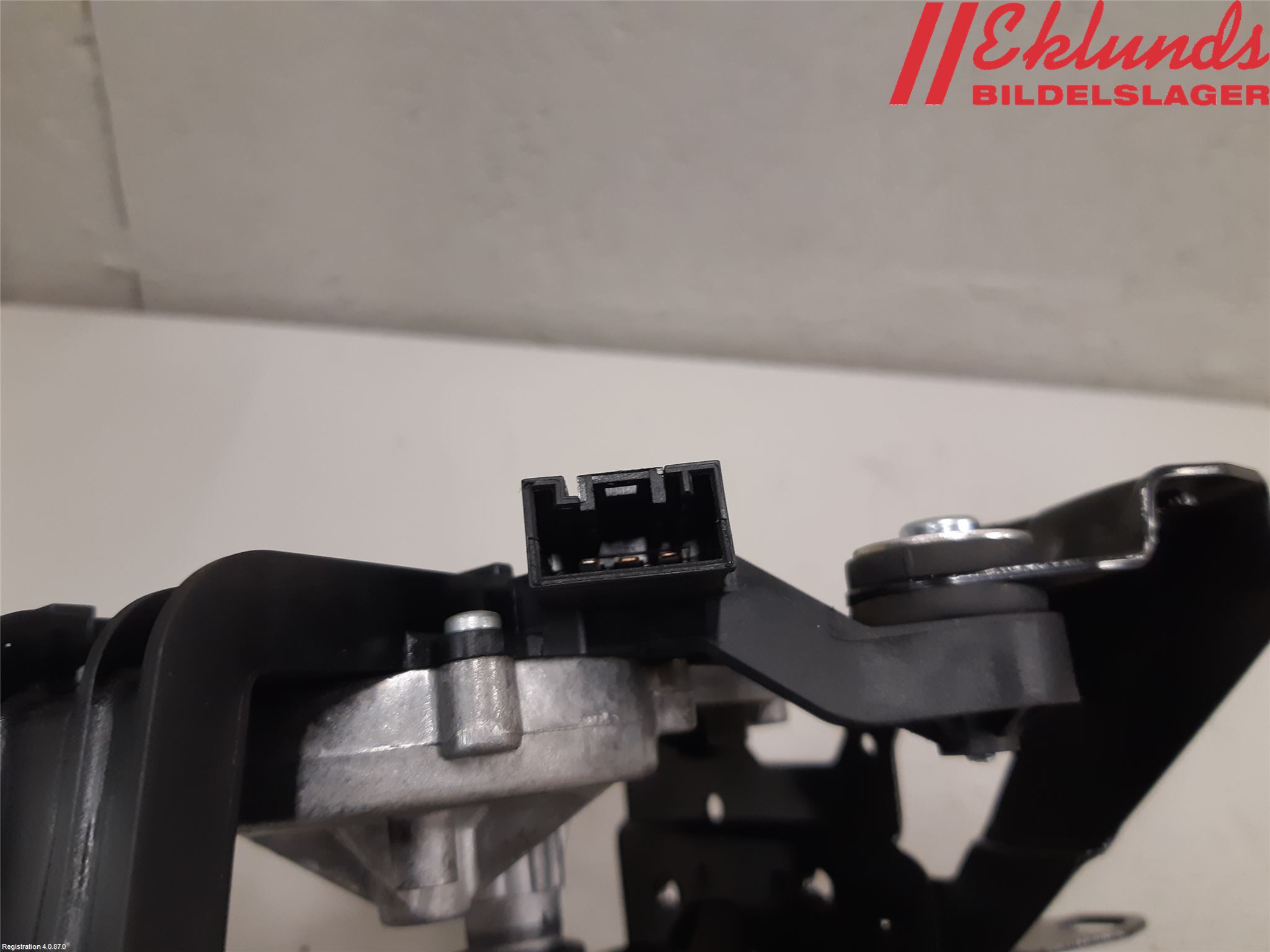 BMW 5 E60/61 Sed/Tou 02-10 Torkarmotor Baklucka