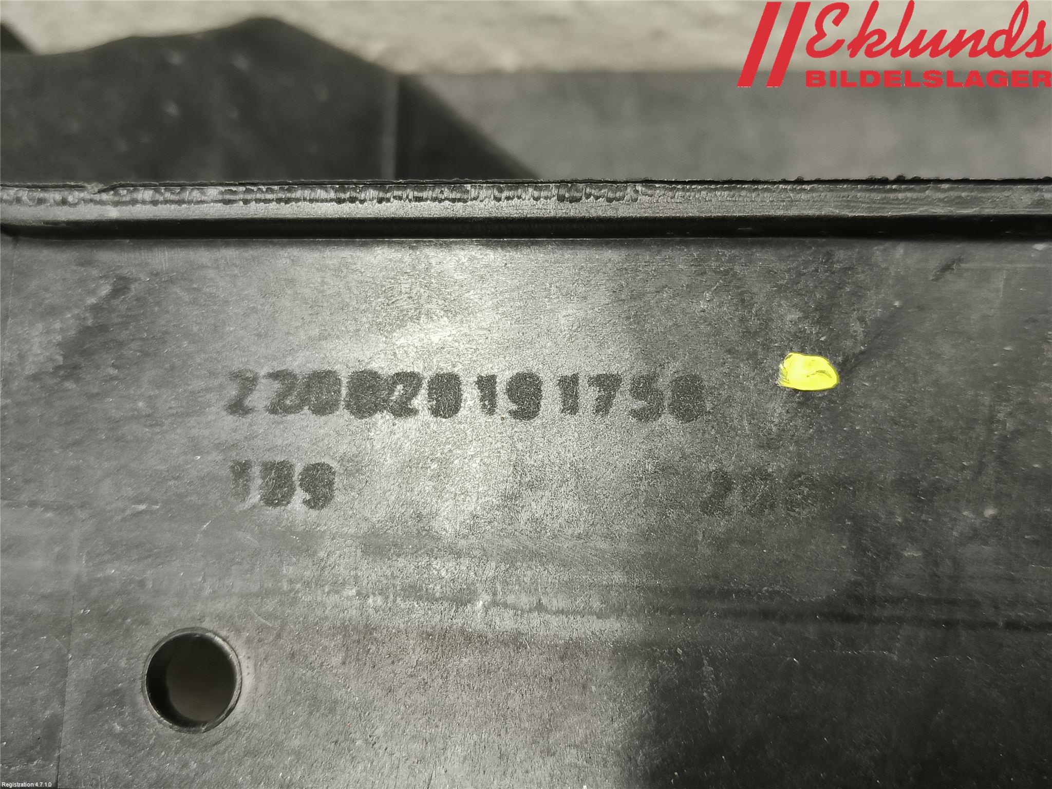 Peugeot 3008 17-24 Frontplåt