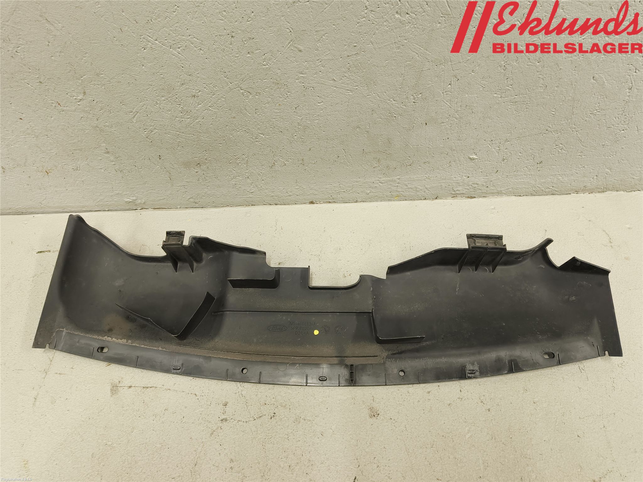 Ford FOCUS C-MAX I 07-10 Täckplast Front