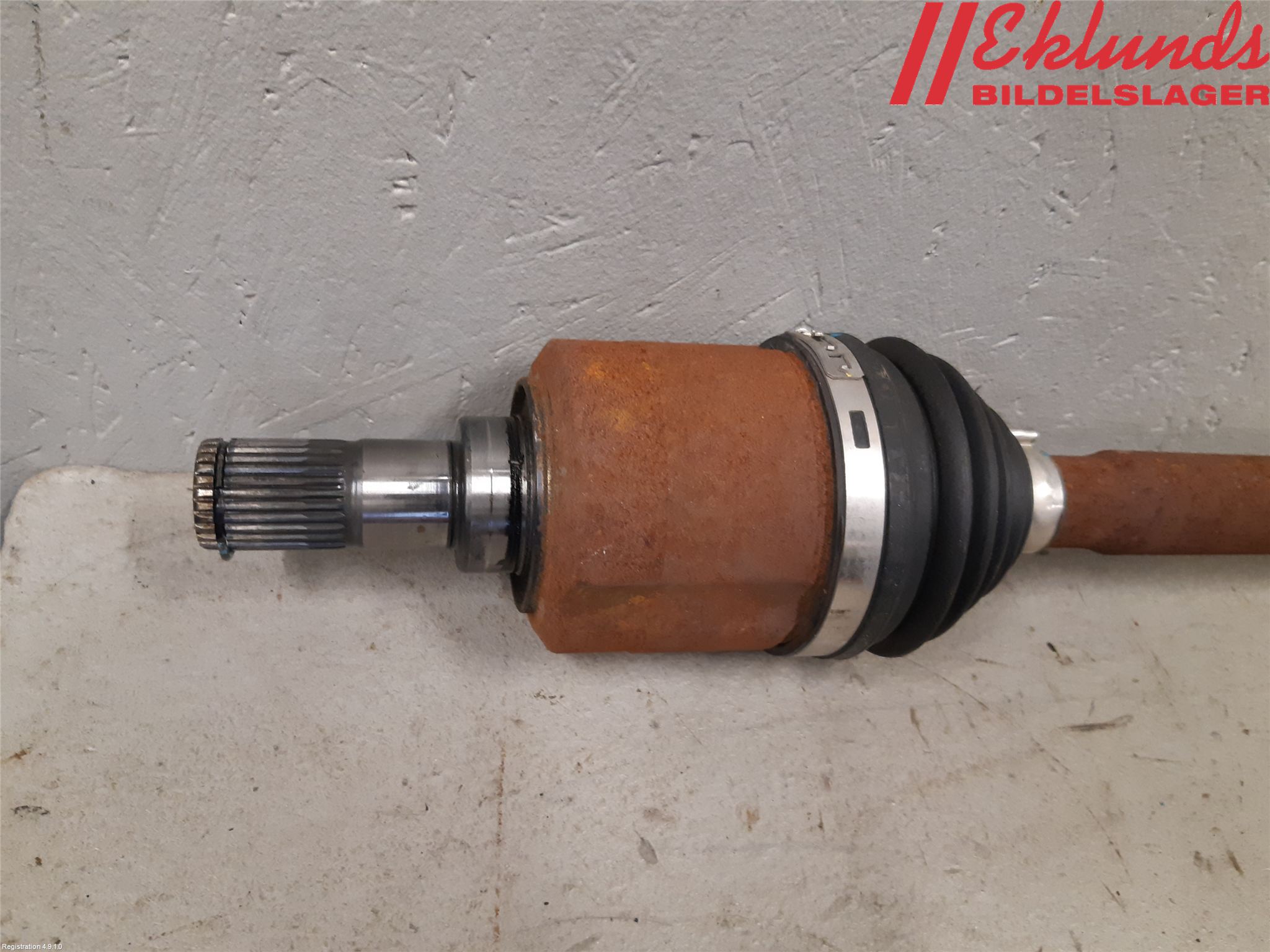 Kia NIRO (DE) 17-22 Drivaxel Fram Höger