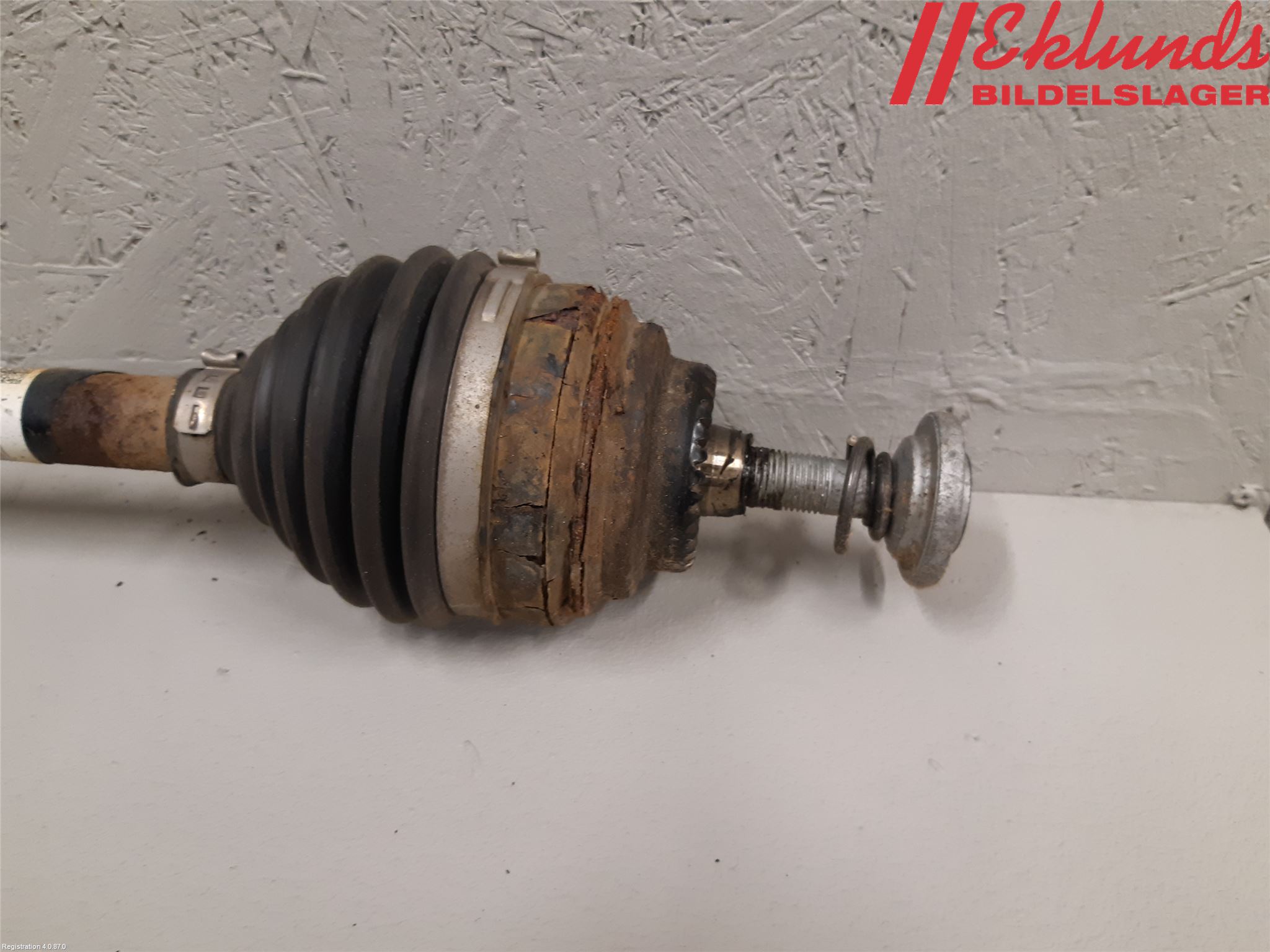 BMW 2 F45 Active Tourer 14-21 Drivaxel Fram Höger