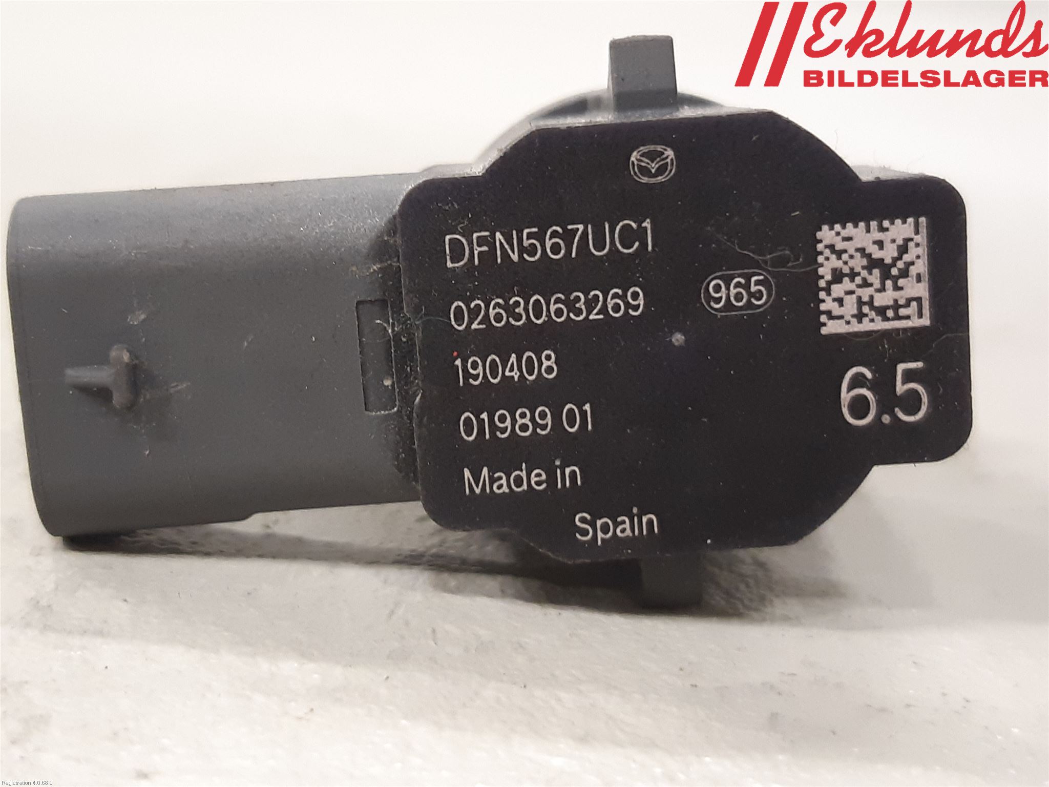 Mazda CX-30 20- Parkeringshjälp Backsensor