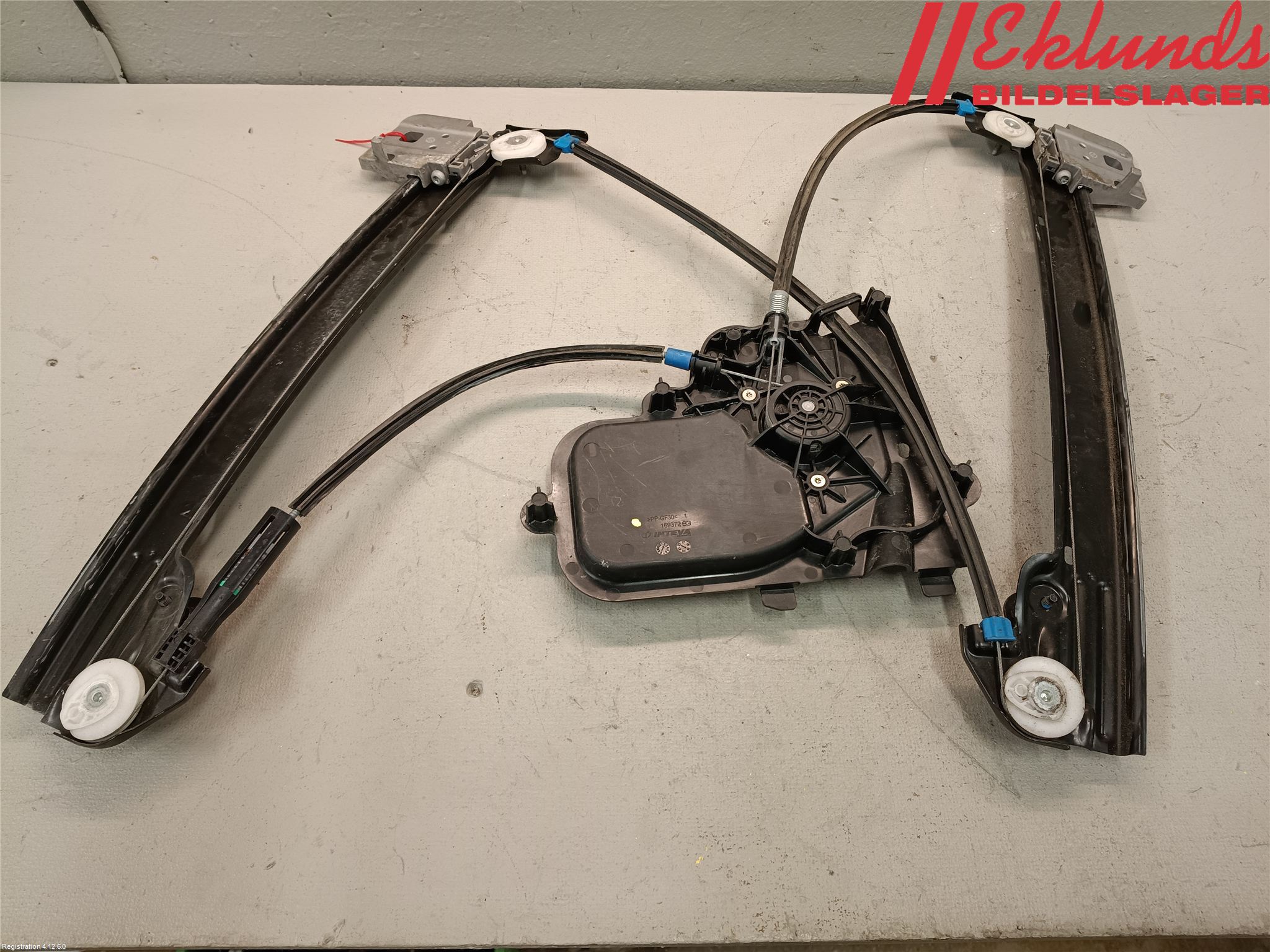 Tesla MODEL 3 17- Fönsterhiss El Kompl