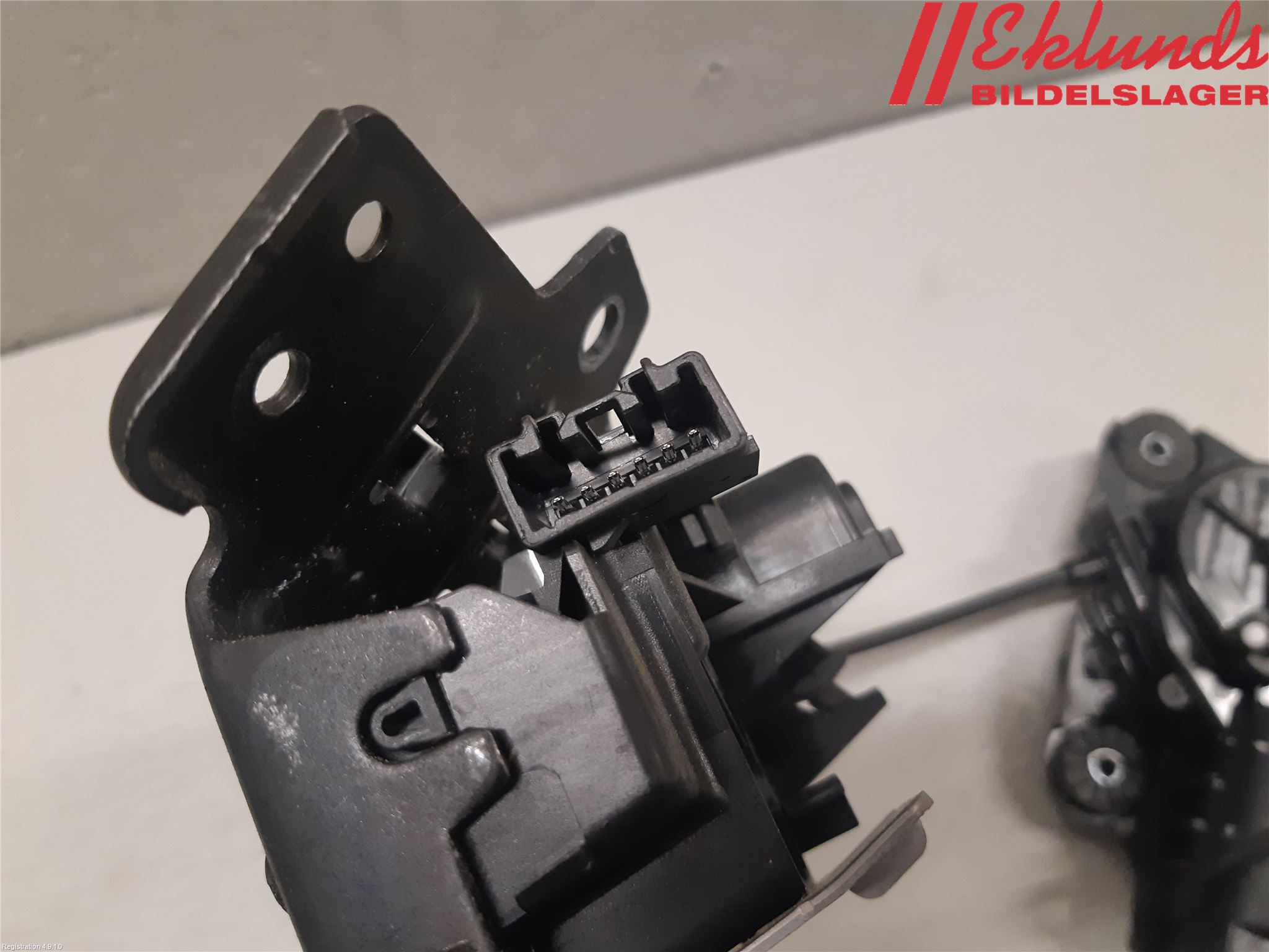 Volvo V60 19- Låskista Baklucka