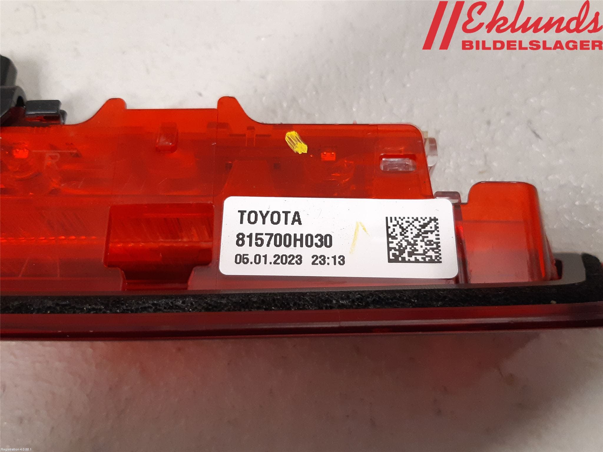 Toyota AYGO X AB70 22- Bromsljus Bakruta