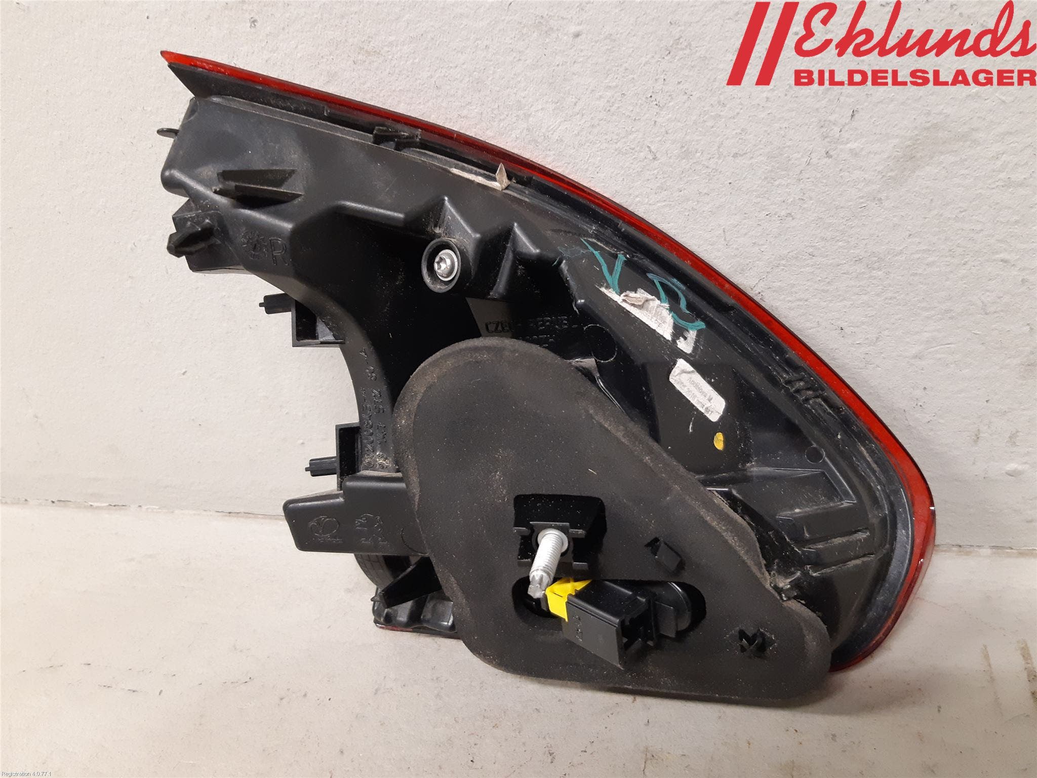 Peugeot 2008 13-20 Bakljus Lucka Hö