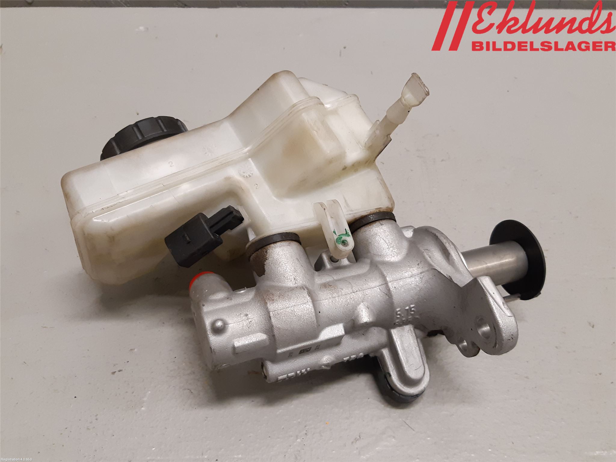 Volkswagen VW POLO VI 18->> Broms Huvudcylinder