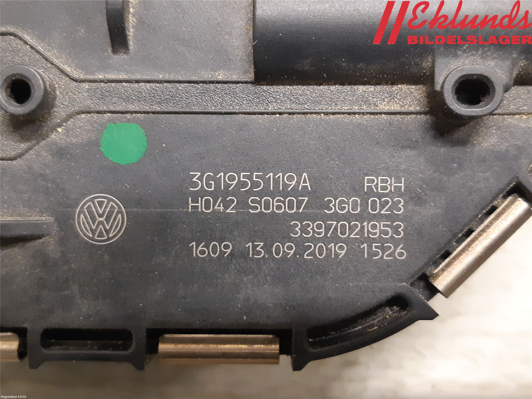 Volkswagen VW PASSAT 20-24 Torkarmotor Vindruta