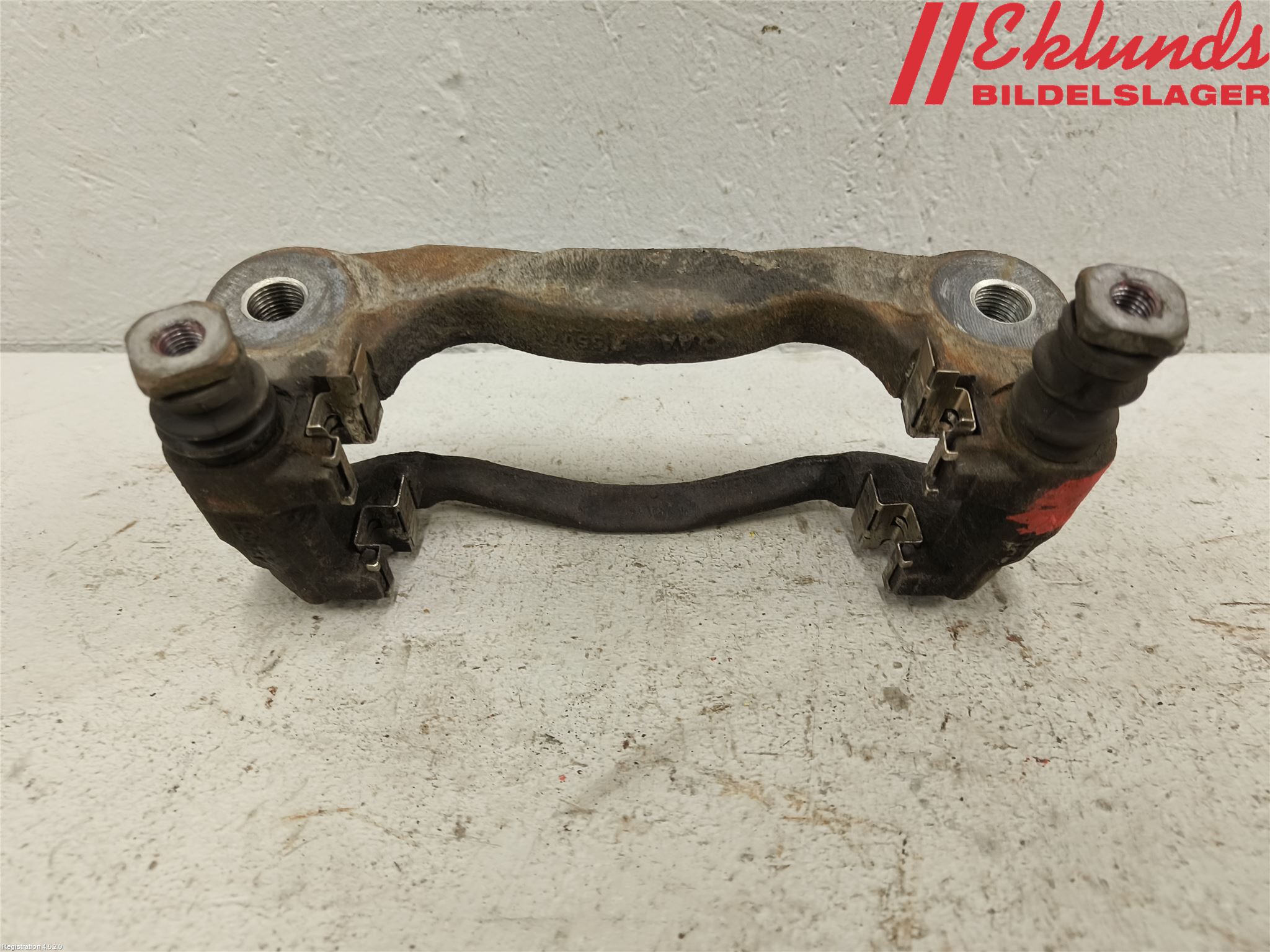 Volkswagen VW CRAFTER II / E-CRAFTER 17- Bromsokshållare