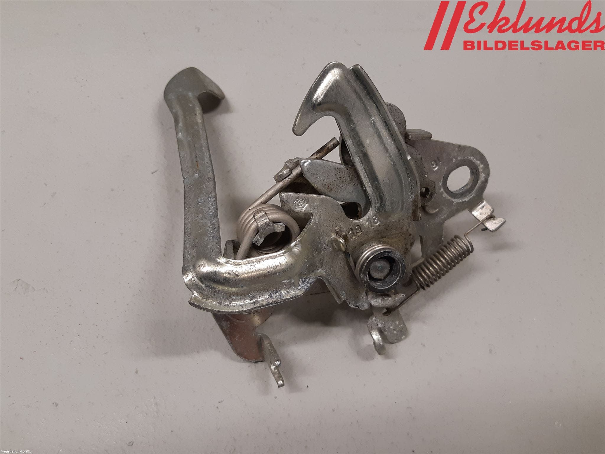 Peugeot 108 15-22 Huvlås