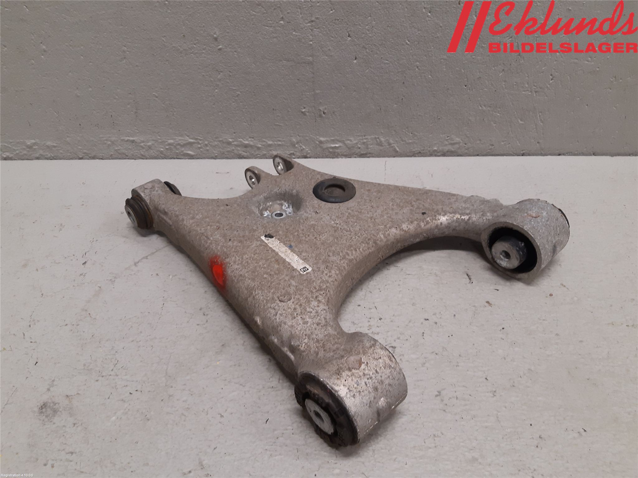 Tesla MODEL S 13- Bärarm Bak Vänster