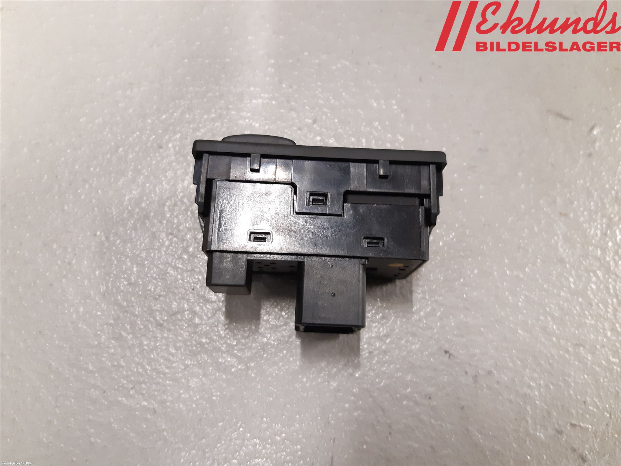 Isuzu D-MAX Strömställare Spegel