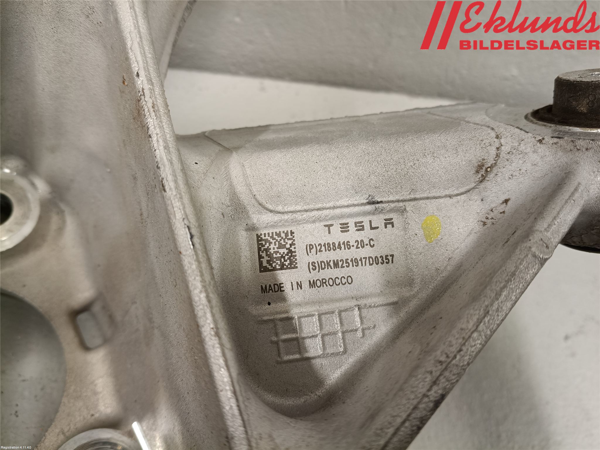 Tesla MODEL Y 21- Hjullagerhus Bak Hö