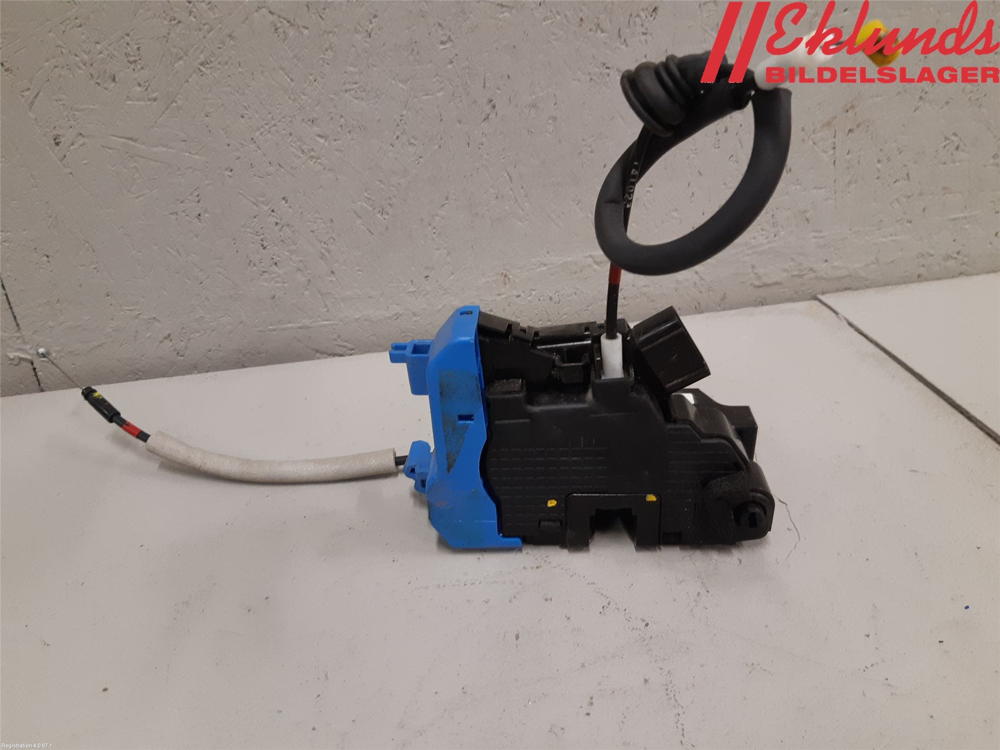 Kia CEED 12-18 Låskista-Dörrlås