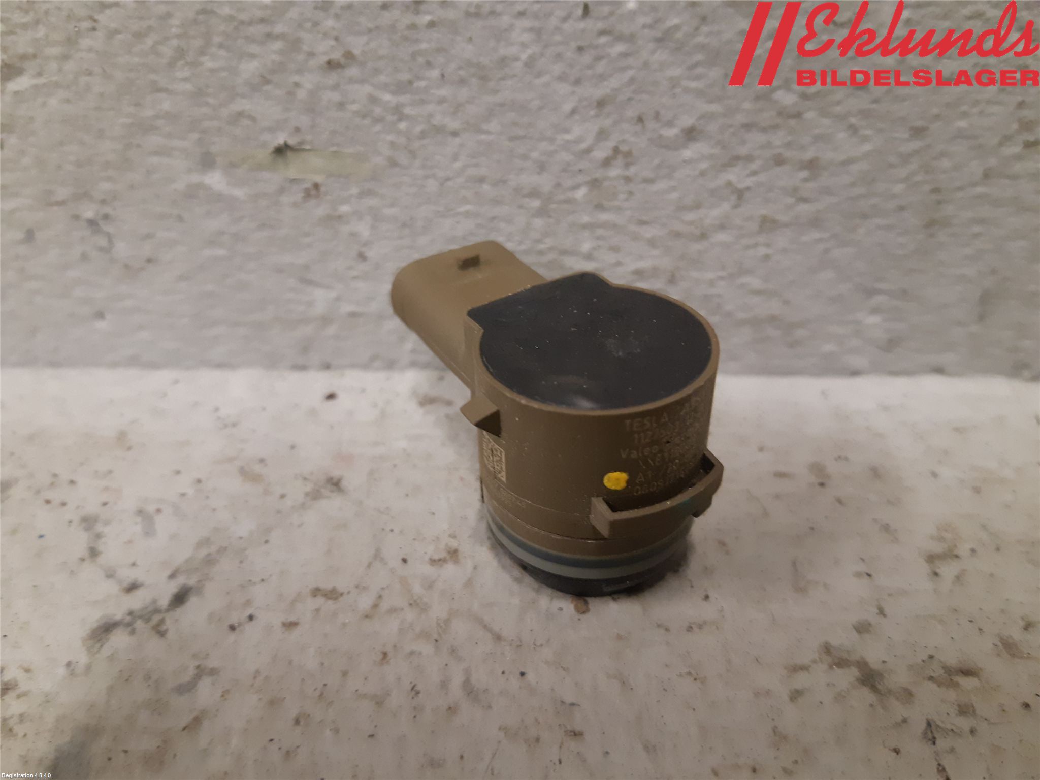 Tesla MODEL X 16- Parkeringshjälp Backsensor