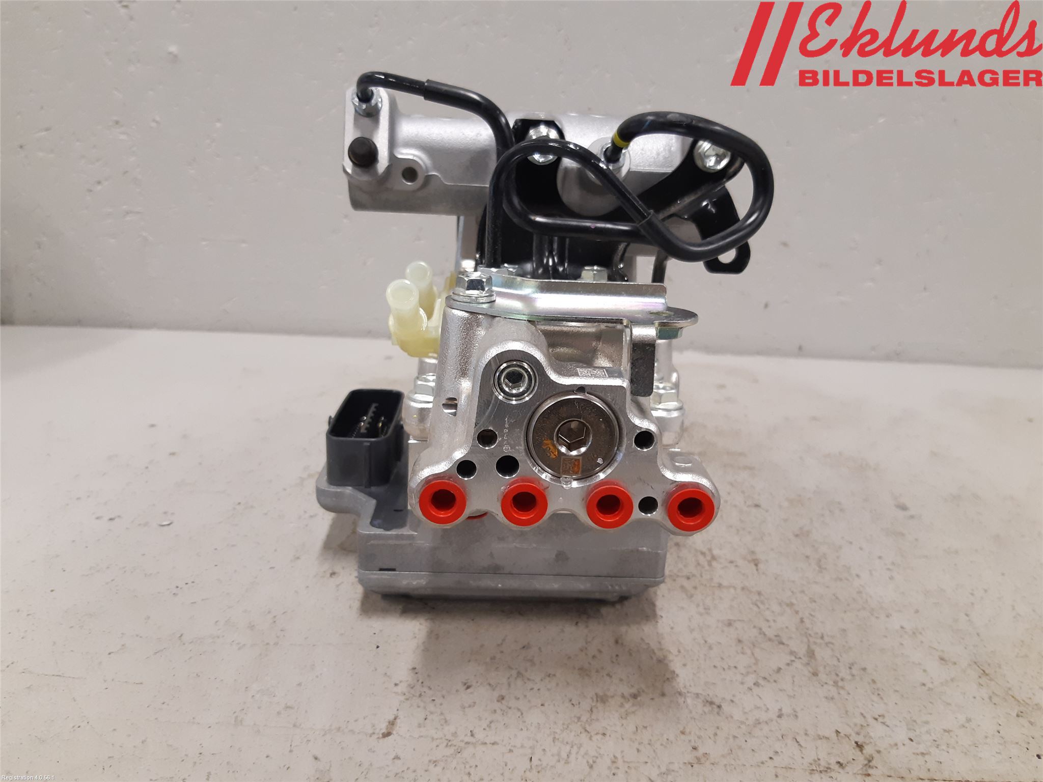 Toyota RAV4 13-18 Bromsservo