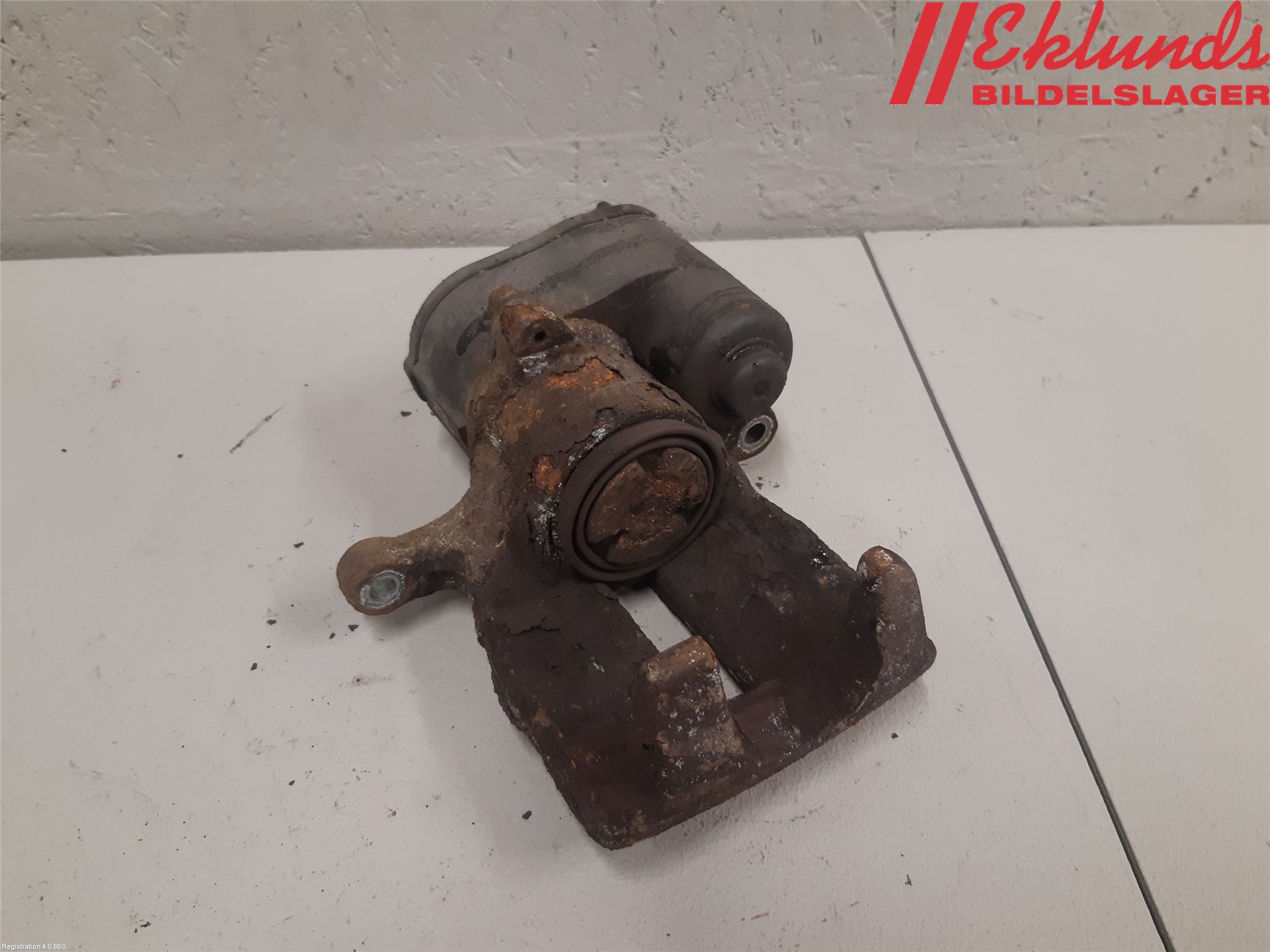 Volvo XC60 09-13 Bromsok Bak Vänster