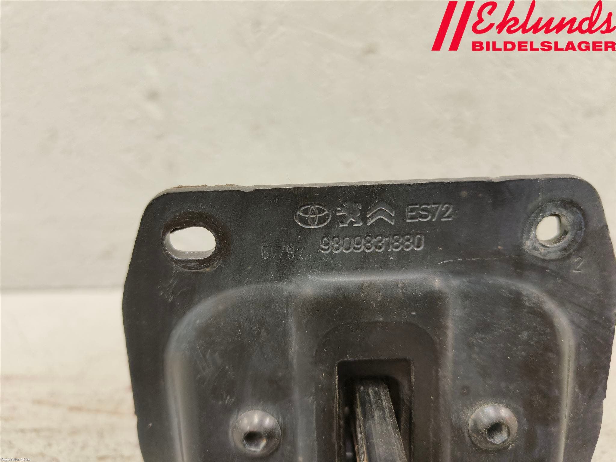 Opel VIVARO 20- Dörrstopp