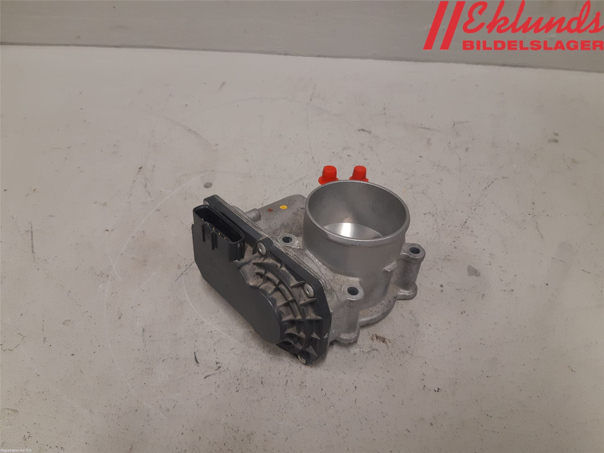 Toyota RAV4 13-18 Injspjällhus