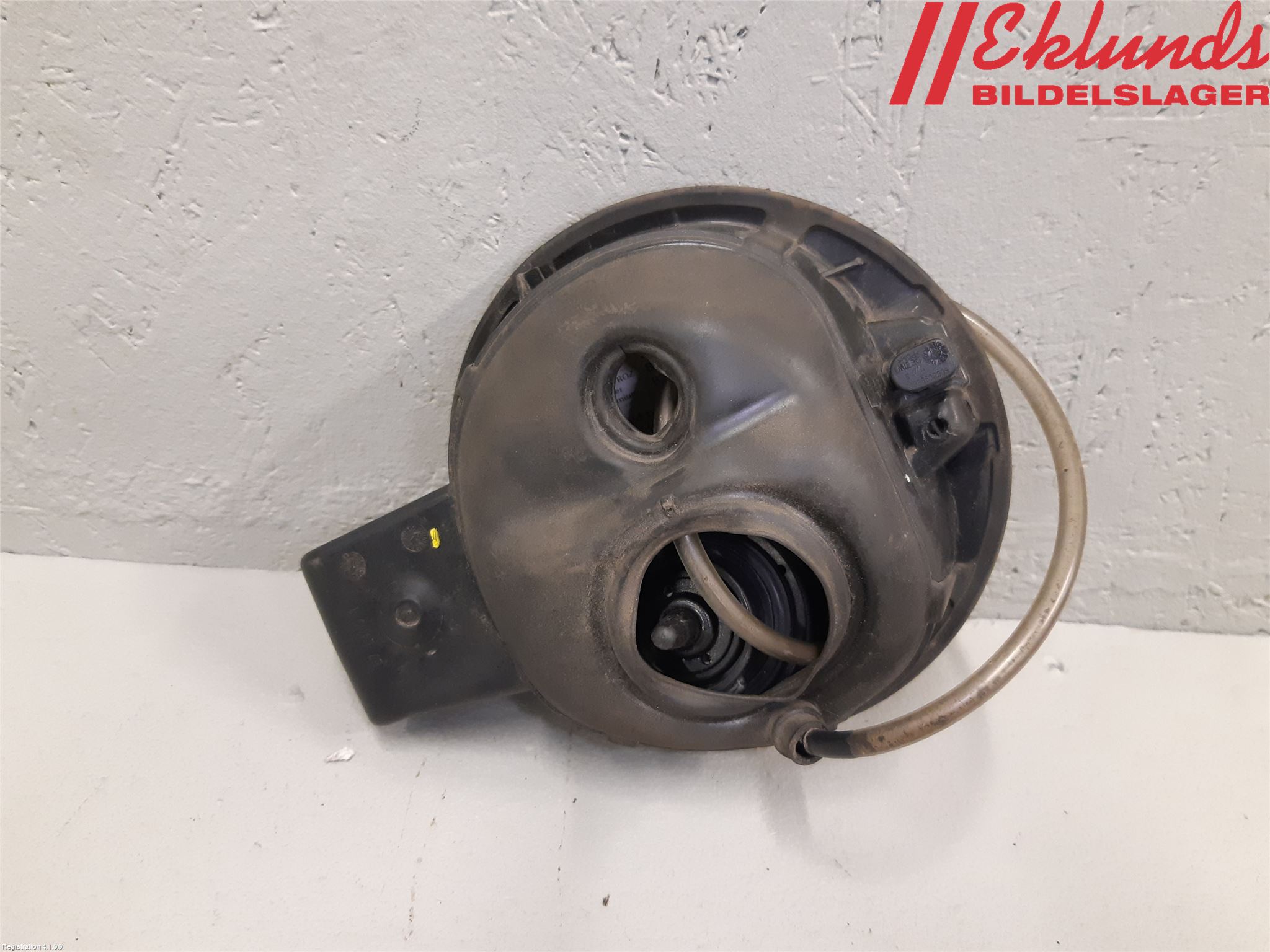 Volkswagen VW PASSAT 11-14 Tanklucka