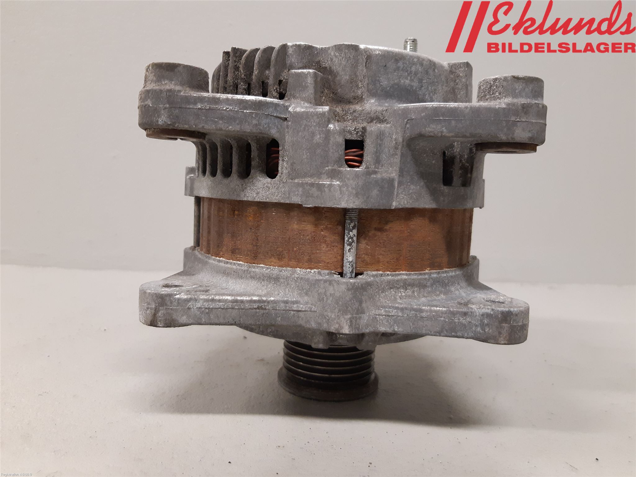 Nissan QASHQAI+2  08-10 Generator