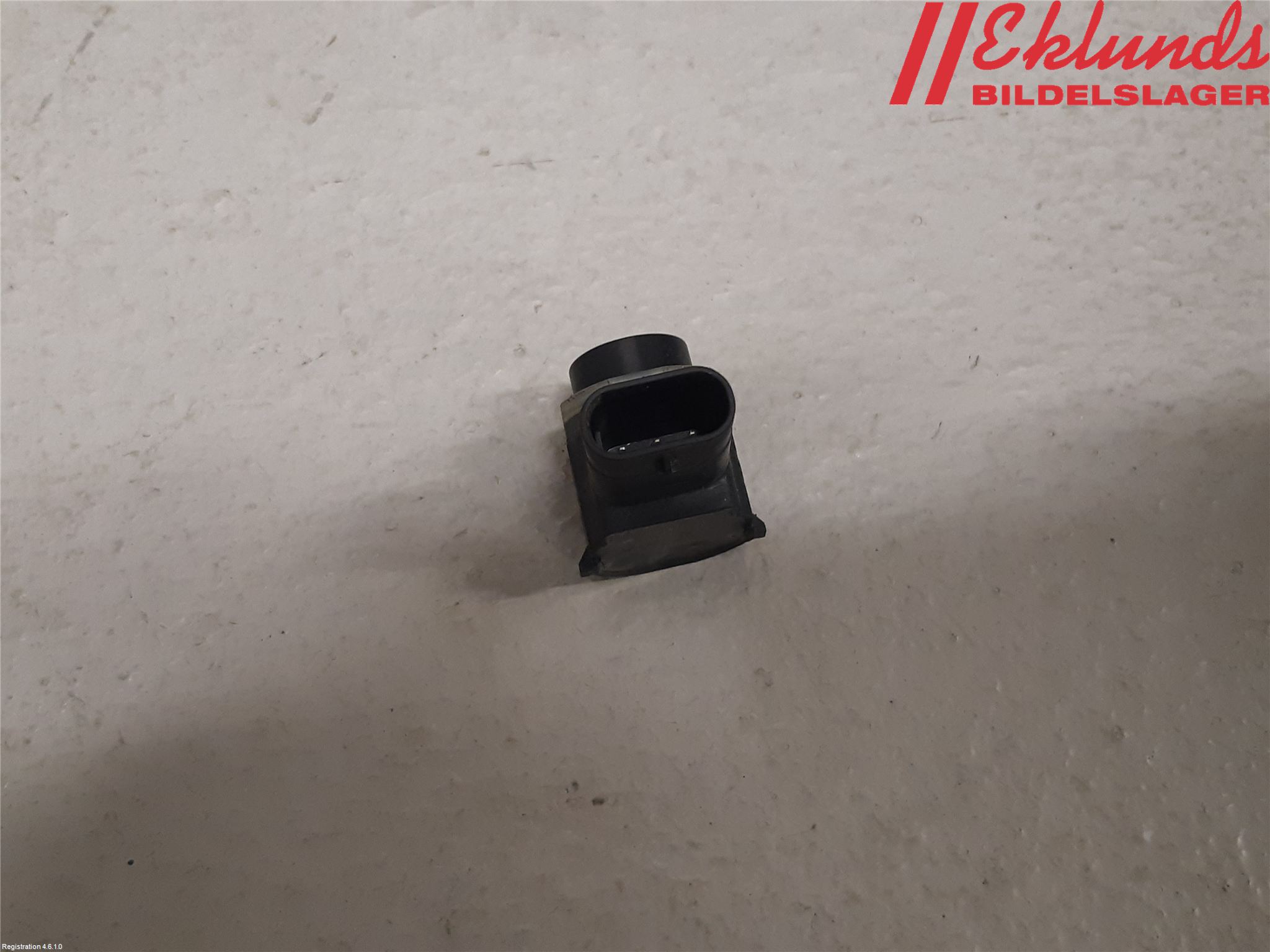 Volvo V40 12-19 Parkeringshjälp Backsensor