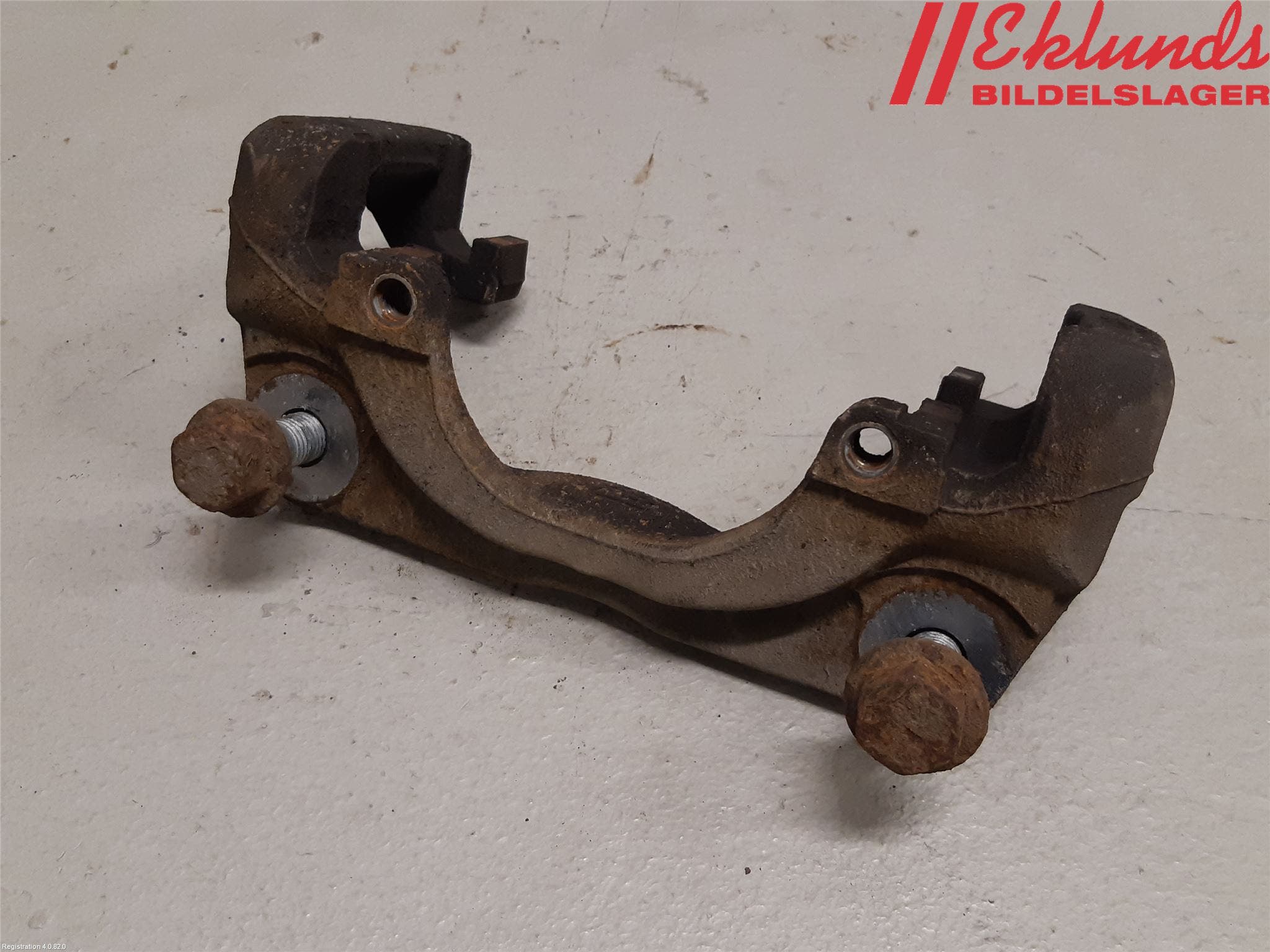 Peugeot 3008 17-24 Bromsokshållare