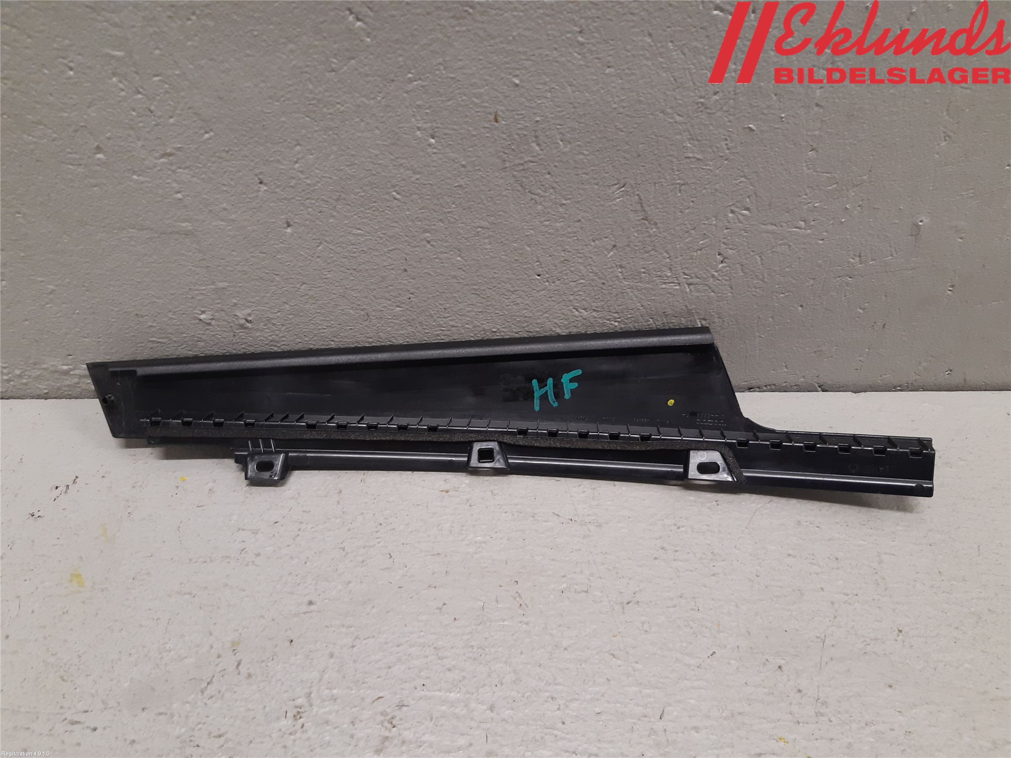 Volvo V60 19- Dörr Dekorlist Fram Hö