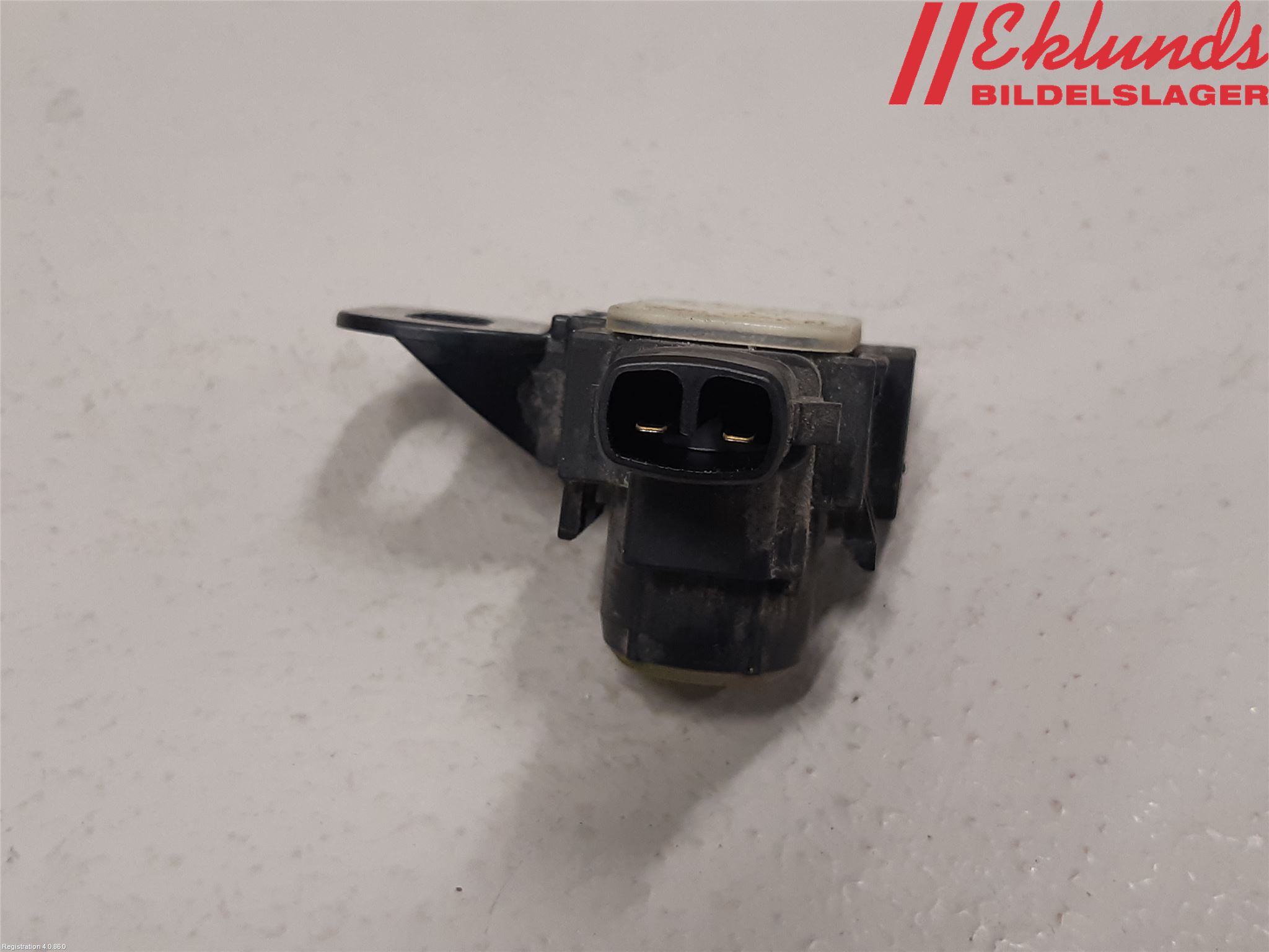Toyota VERSO 09-18 Parkeringshjälp Frontsensor