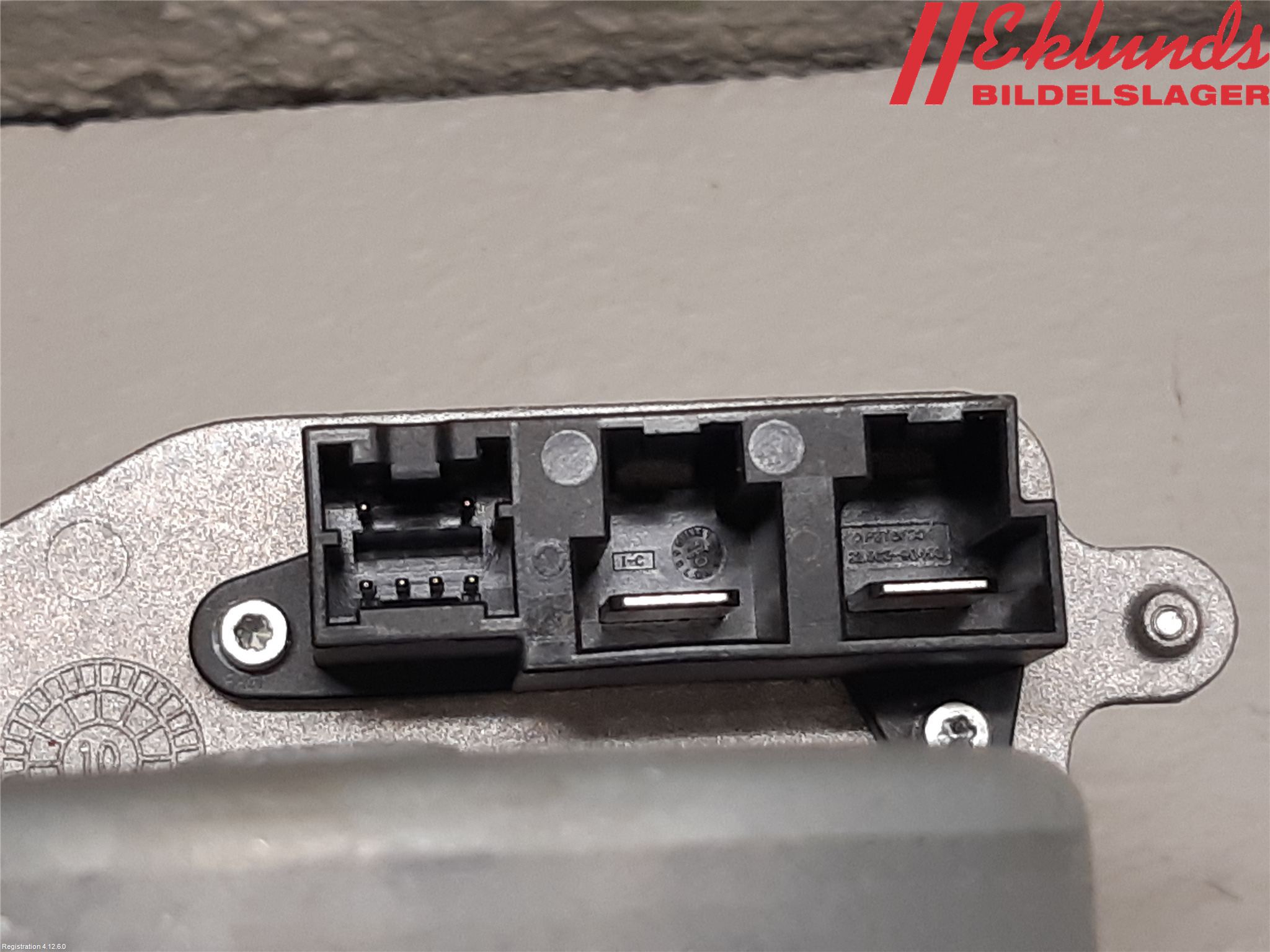 Kia CEED 06-12 Rattaxelagg Med Inb Servo