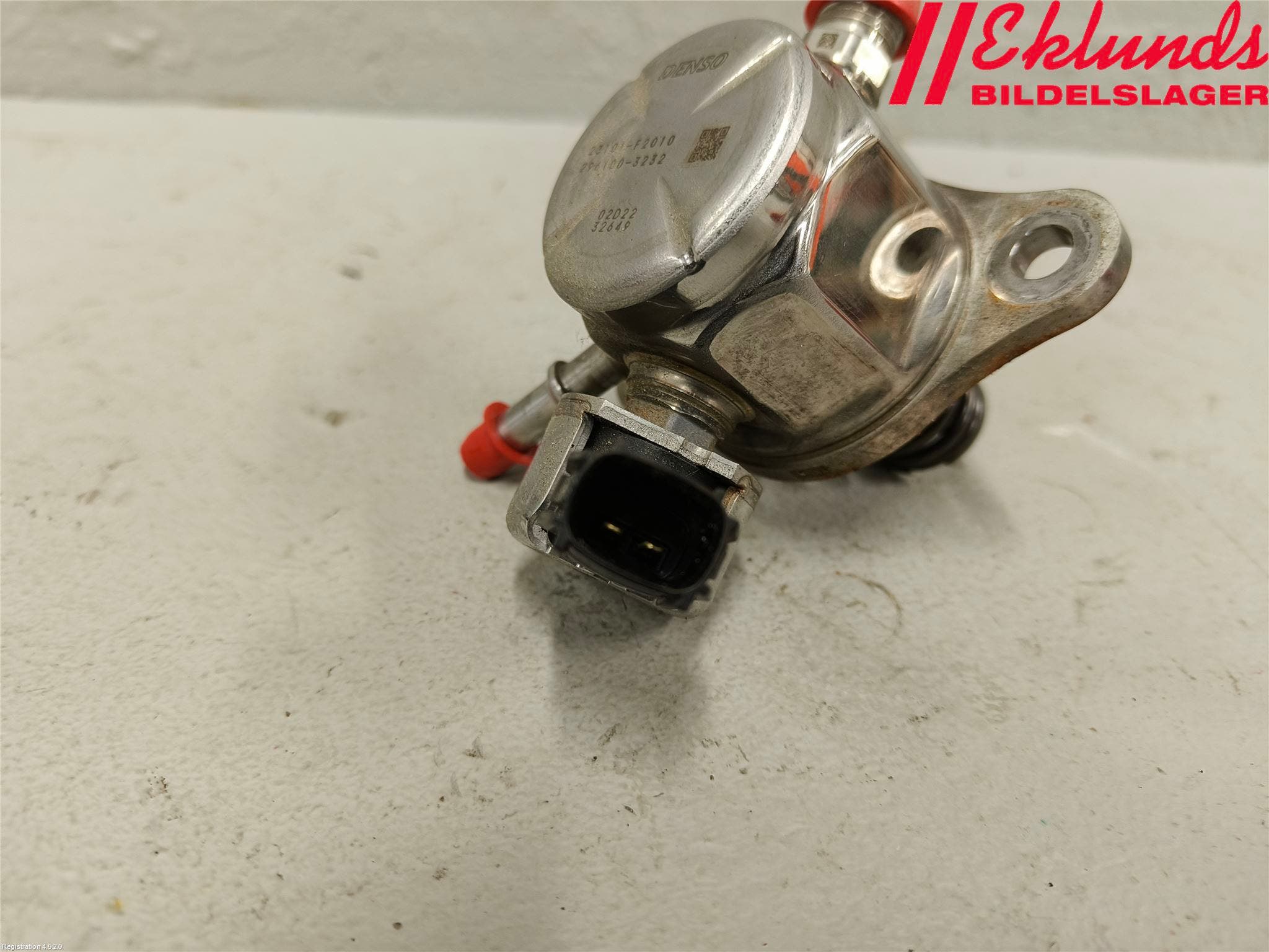 Toyota YARIS XP21 20- Bränslepump Mek