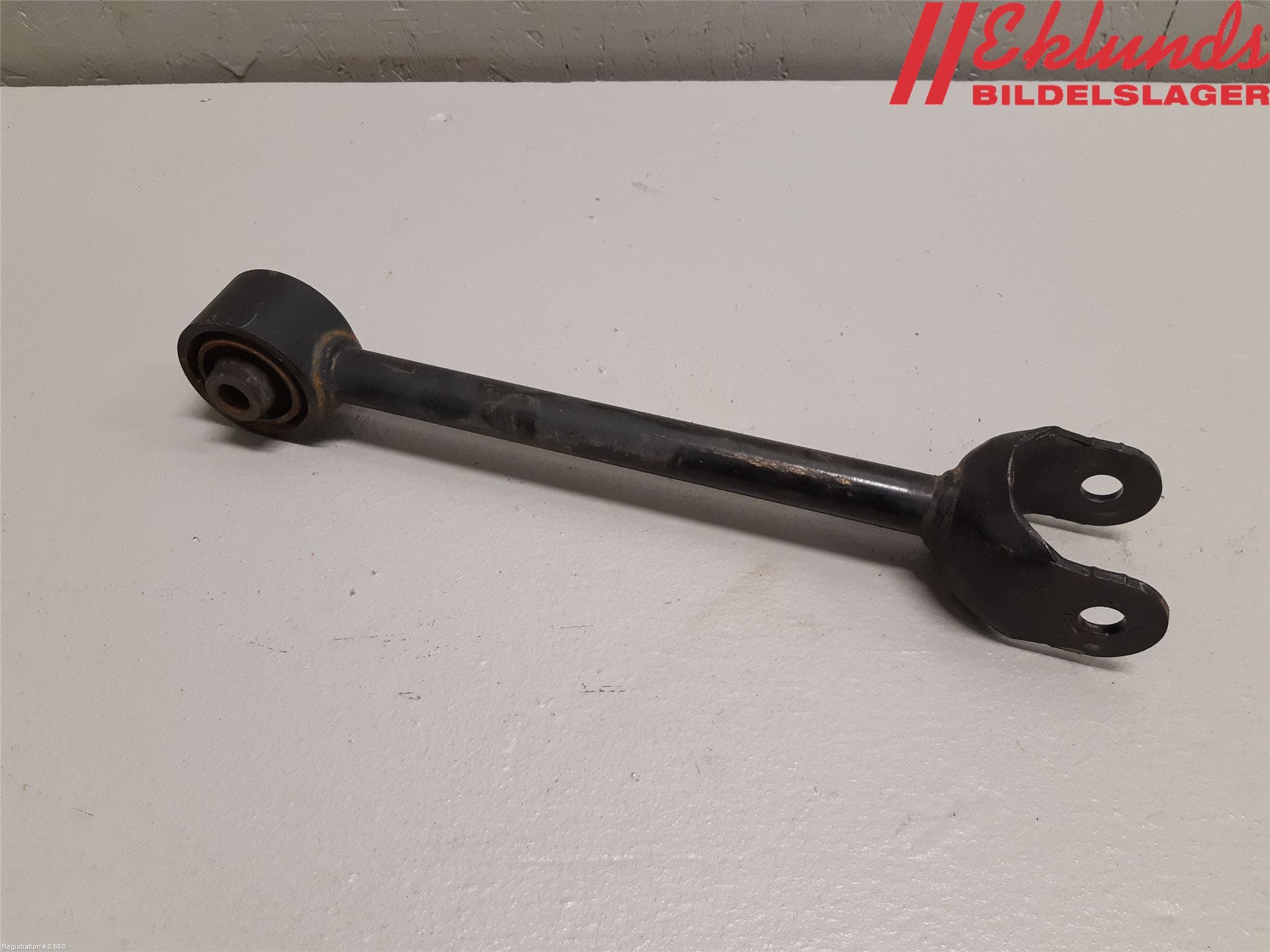 Toyota COROLLA 19- Bärarm Bak Höger