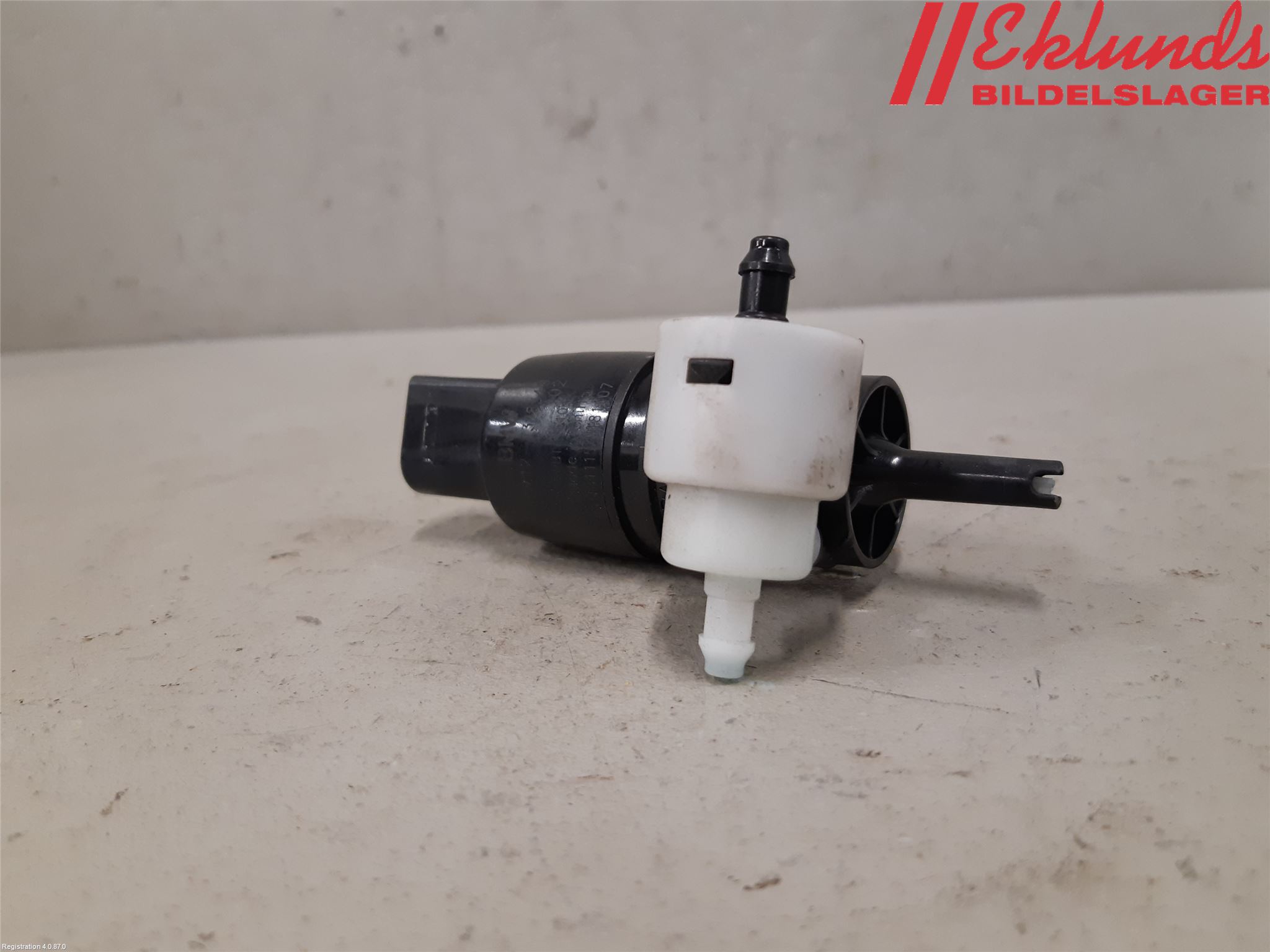 BMW X1 F48 15-22 Spolarpump Vindruta