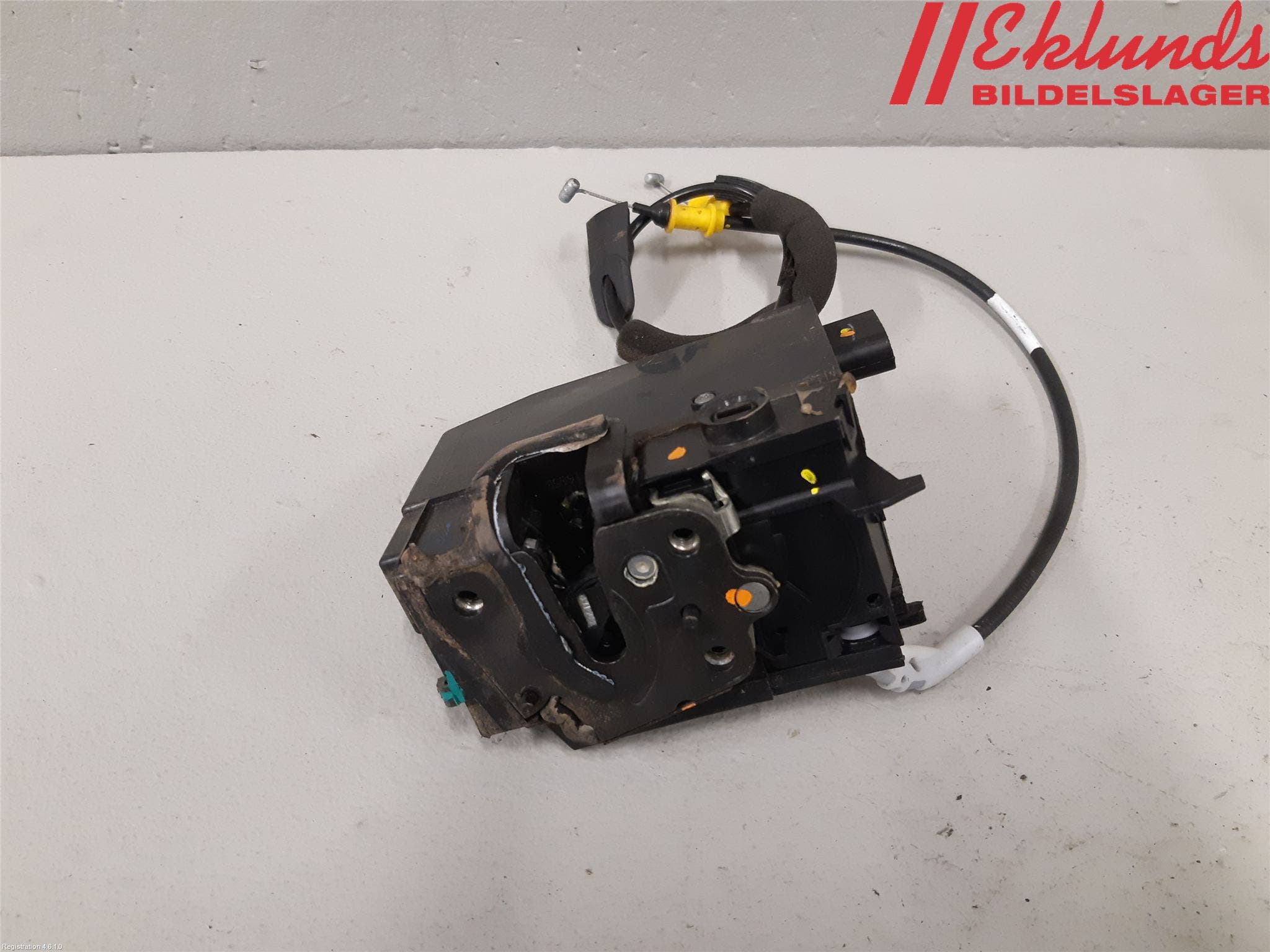 Peugeot 308 14-21 Låskista-Dörrlås