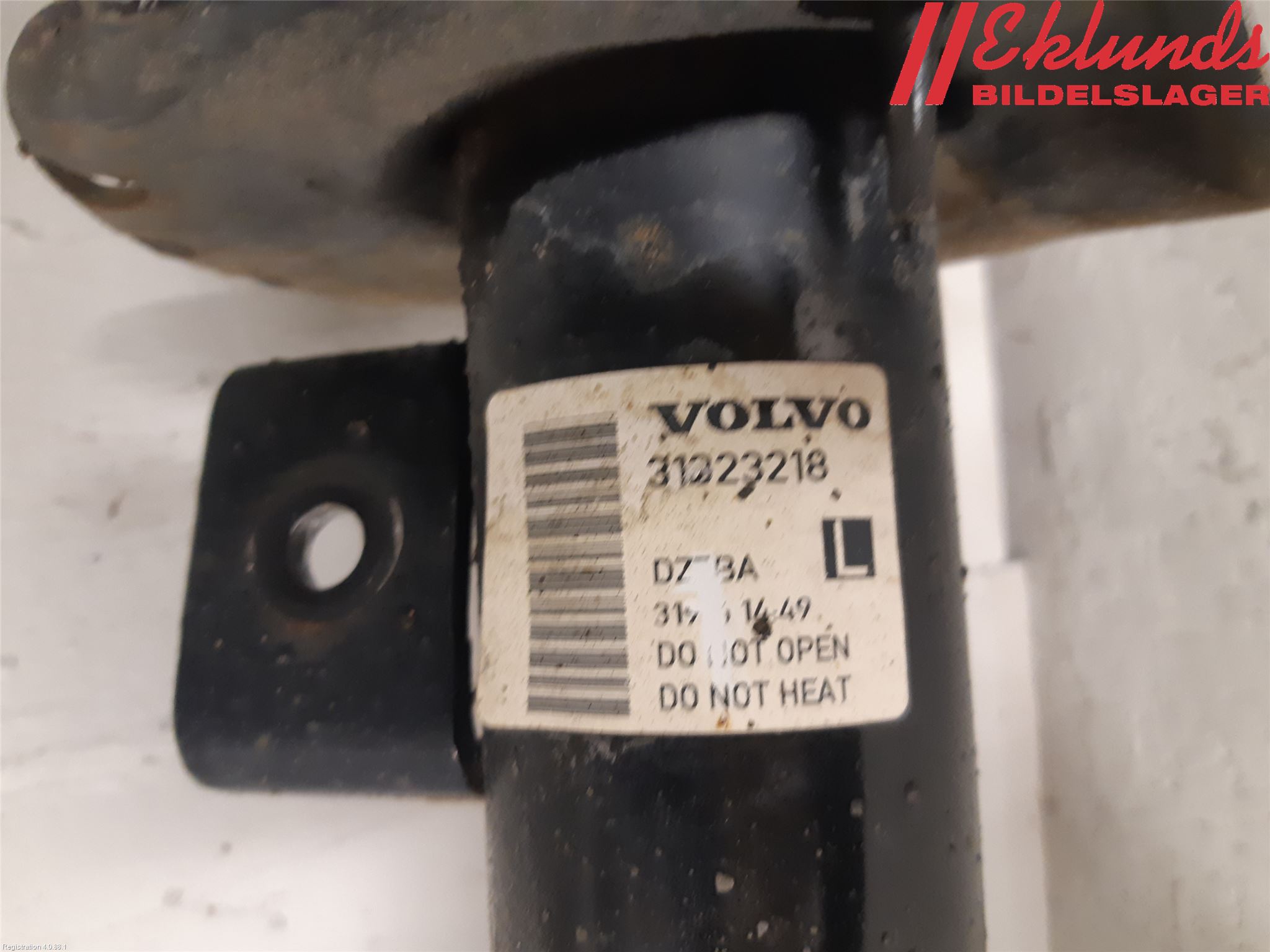 Volvo S60 14-18 Fjäderben Fram Vänster