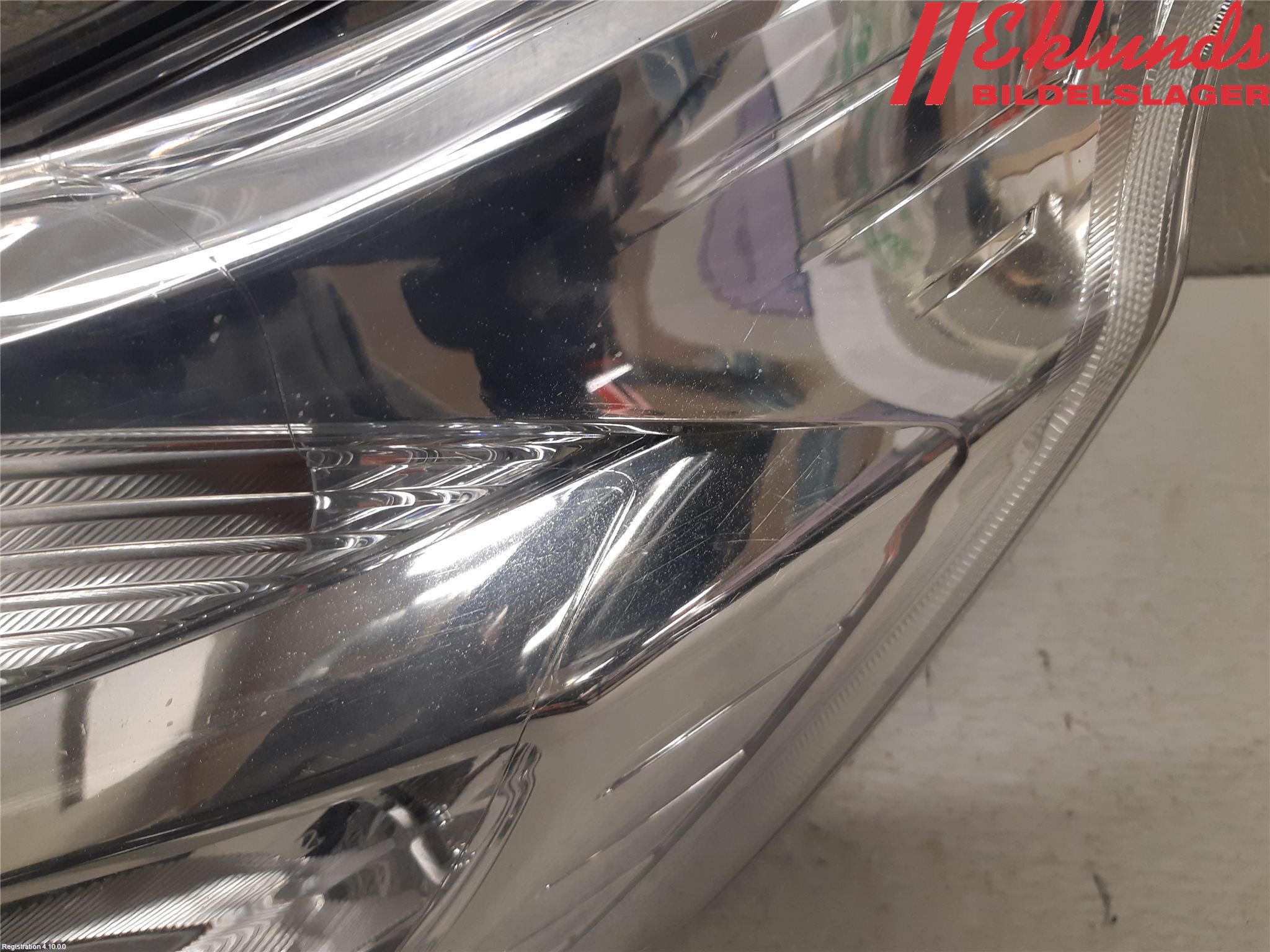 Ford TRANSIT SKÅP/BUSS 14-22 Strålkastare Vänster