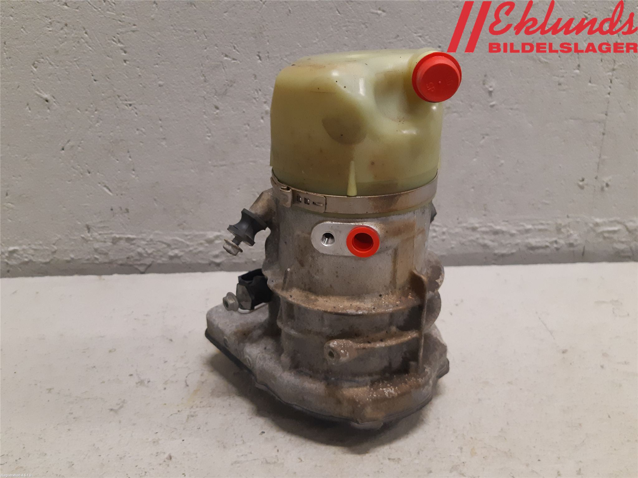 Volvo XC70 08-13 Styrservo Pump Elektrisk