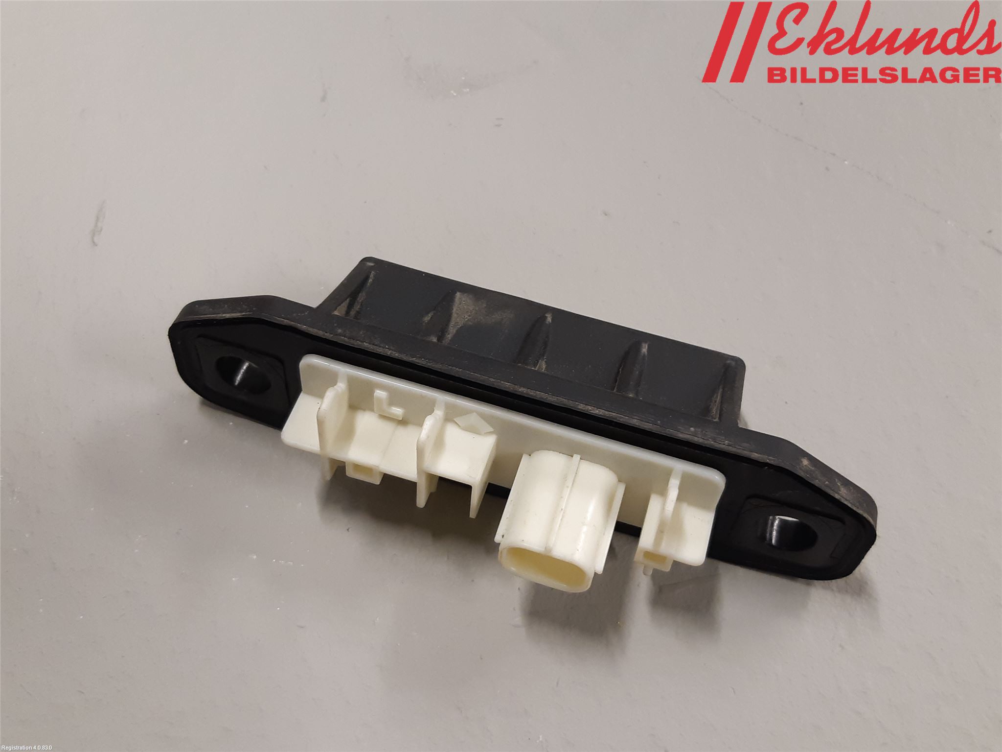 Toyota RAV4 19- Bakluckehandtag