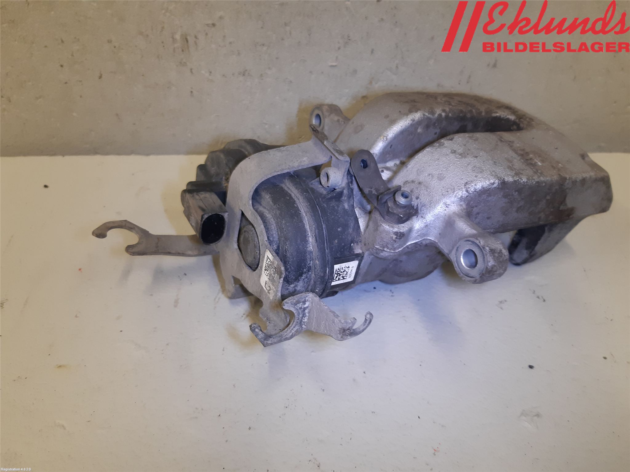 BMW 5 G30/G31/F90 17-23 Bromsok Bak Höger