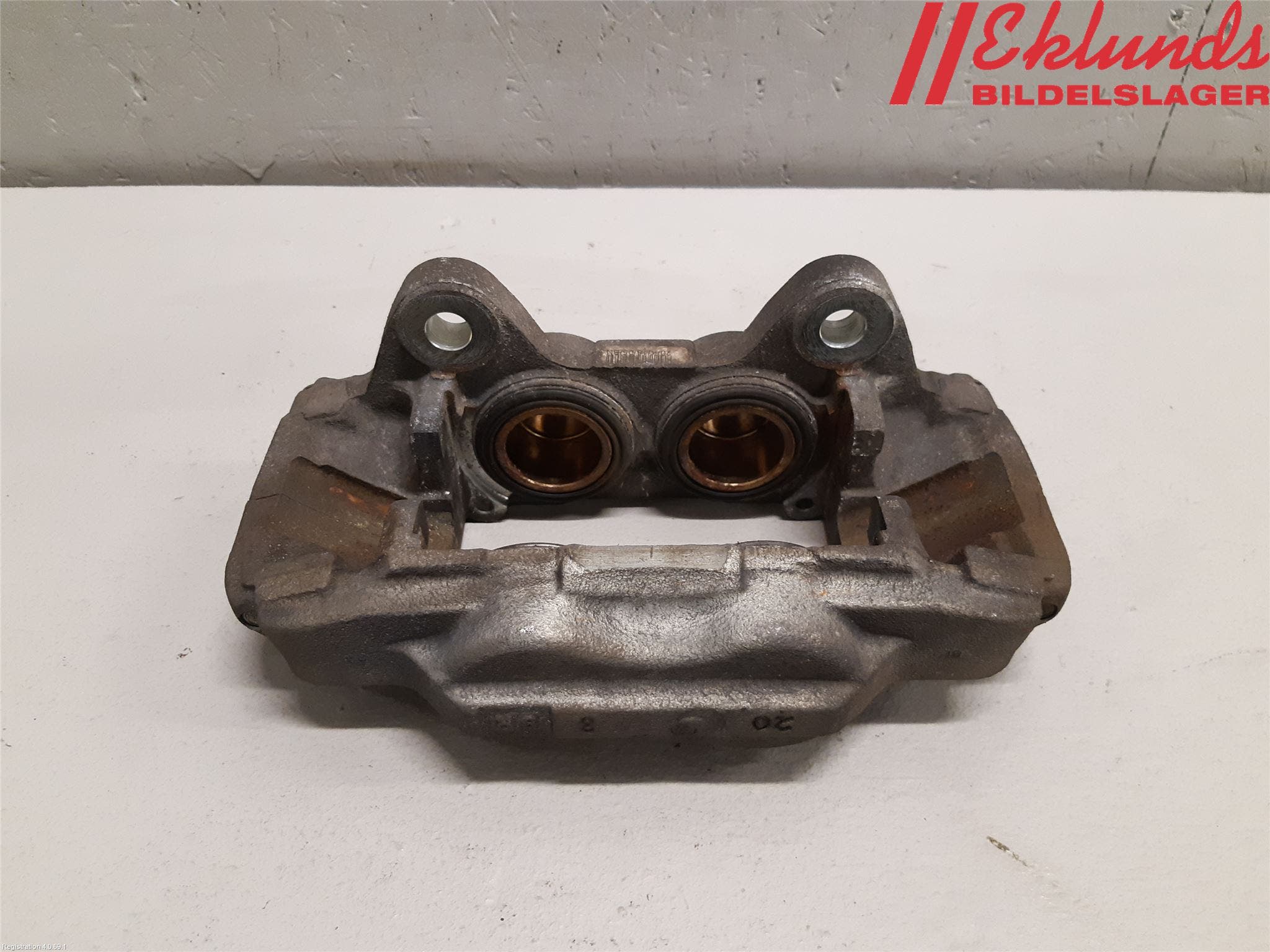 Toyota HILUX 16- Bromsok Fram Höger