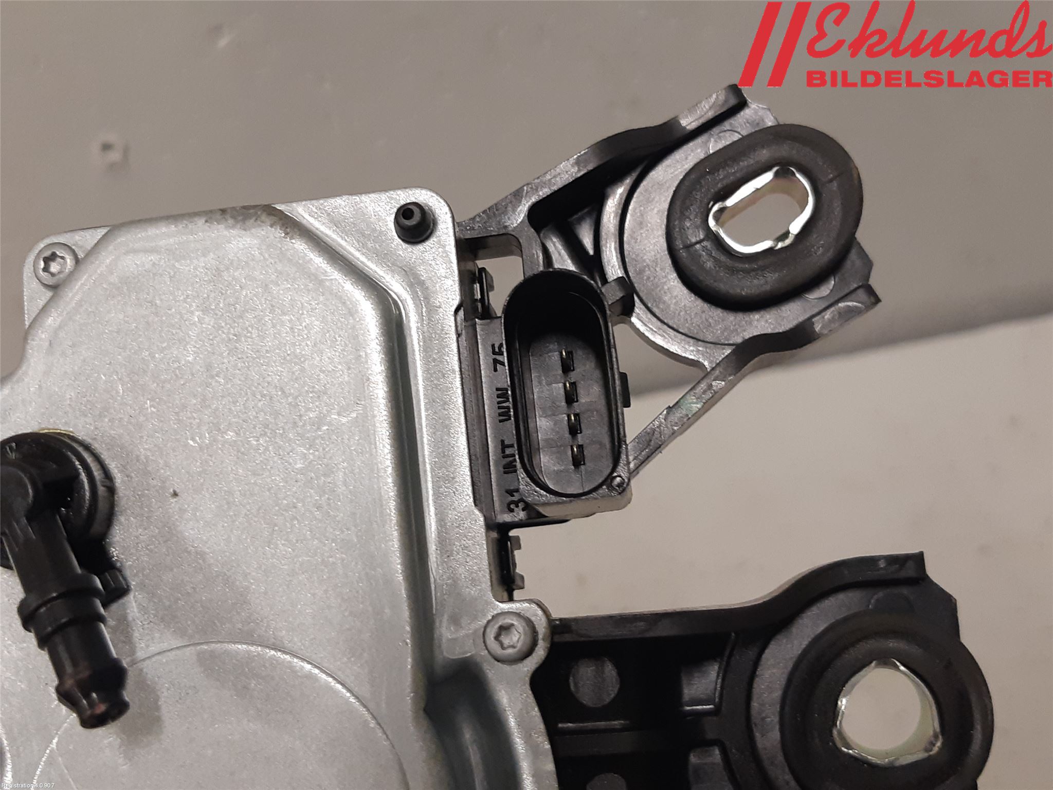 Volkswagen VW PASSAT 11-14 Torkarmotor Baklucka