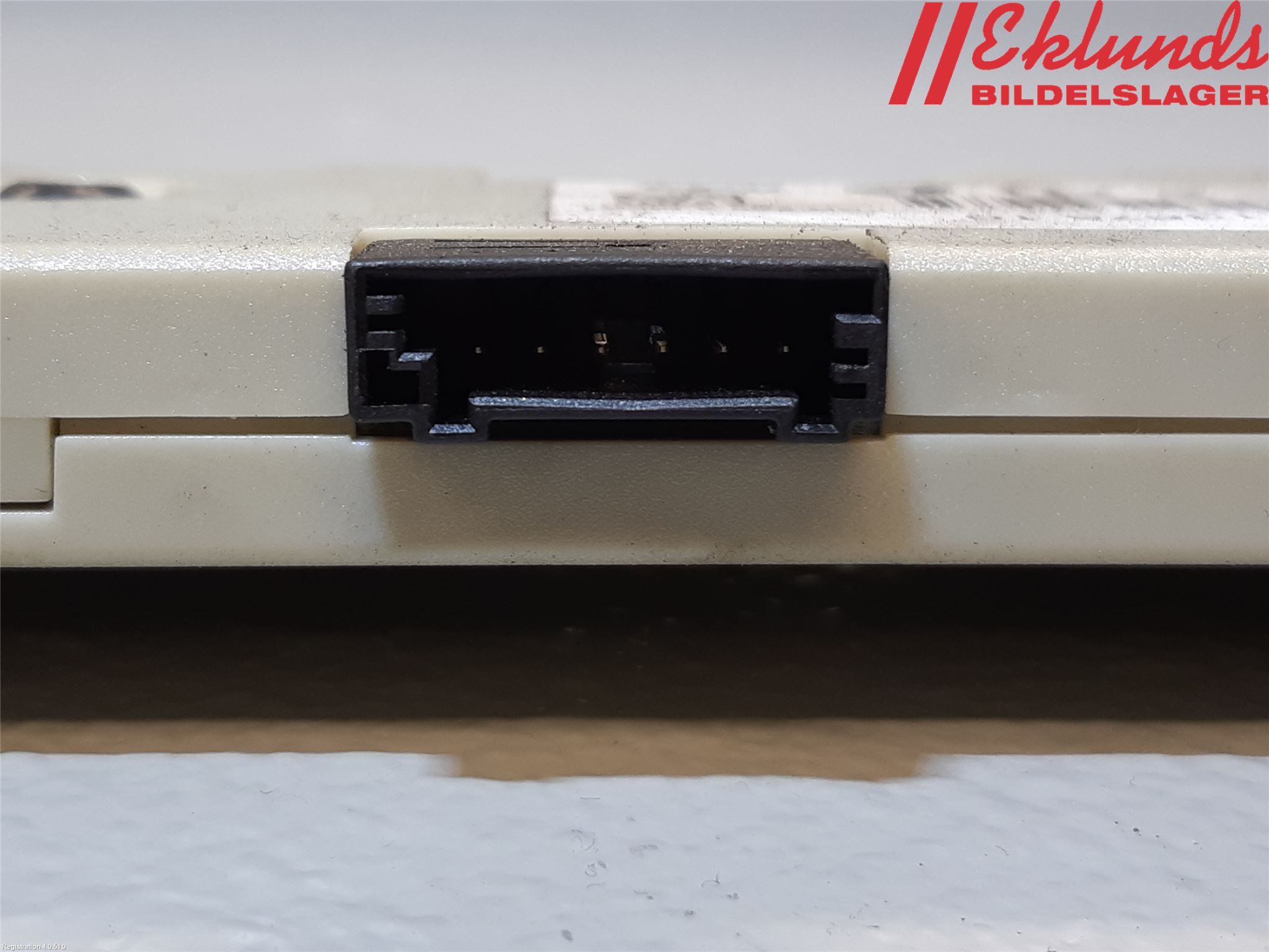 BMW 3 E90/91 SED/TOU 05-12 Antennförstärkare