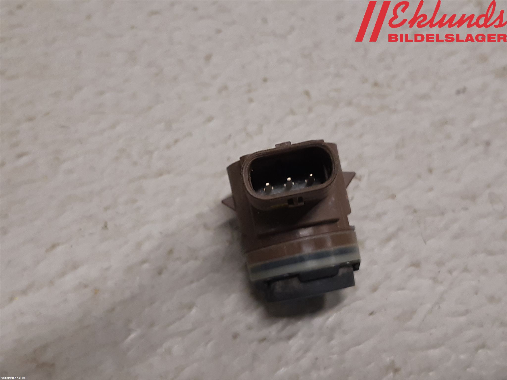 Volvo XC90/RECHARGE 16- Parkeringshjälp Frontsensor