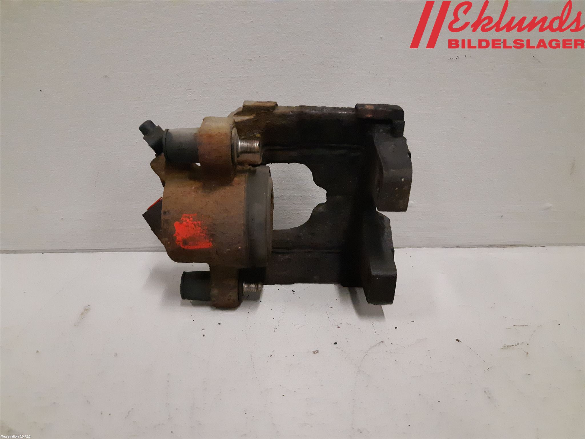 BMW 1 E87/81 5D/3D 03-11 Bromsok Fram Vänster