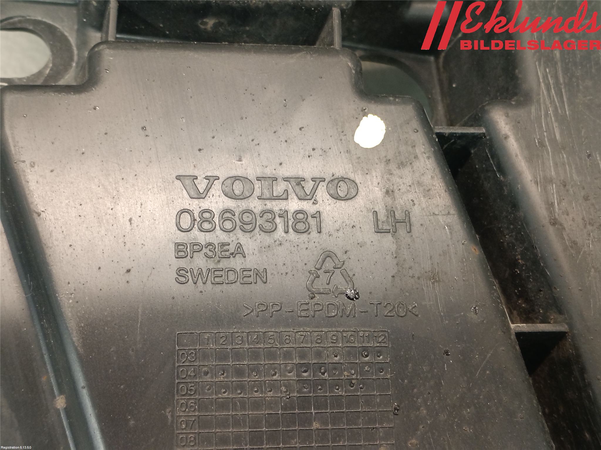 Volvo V70 05-08 Stötfångarfäste Fram Vä
