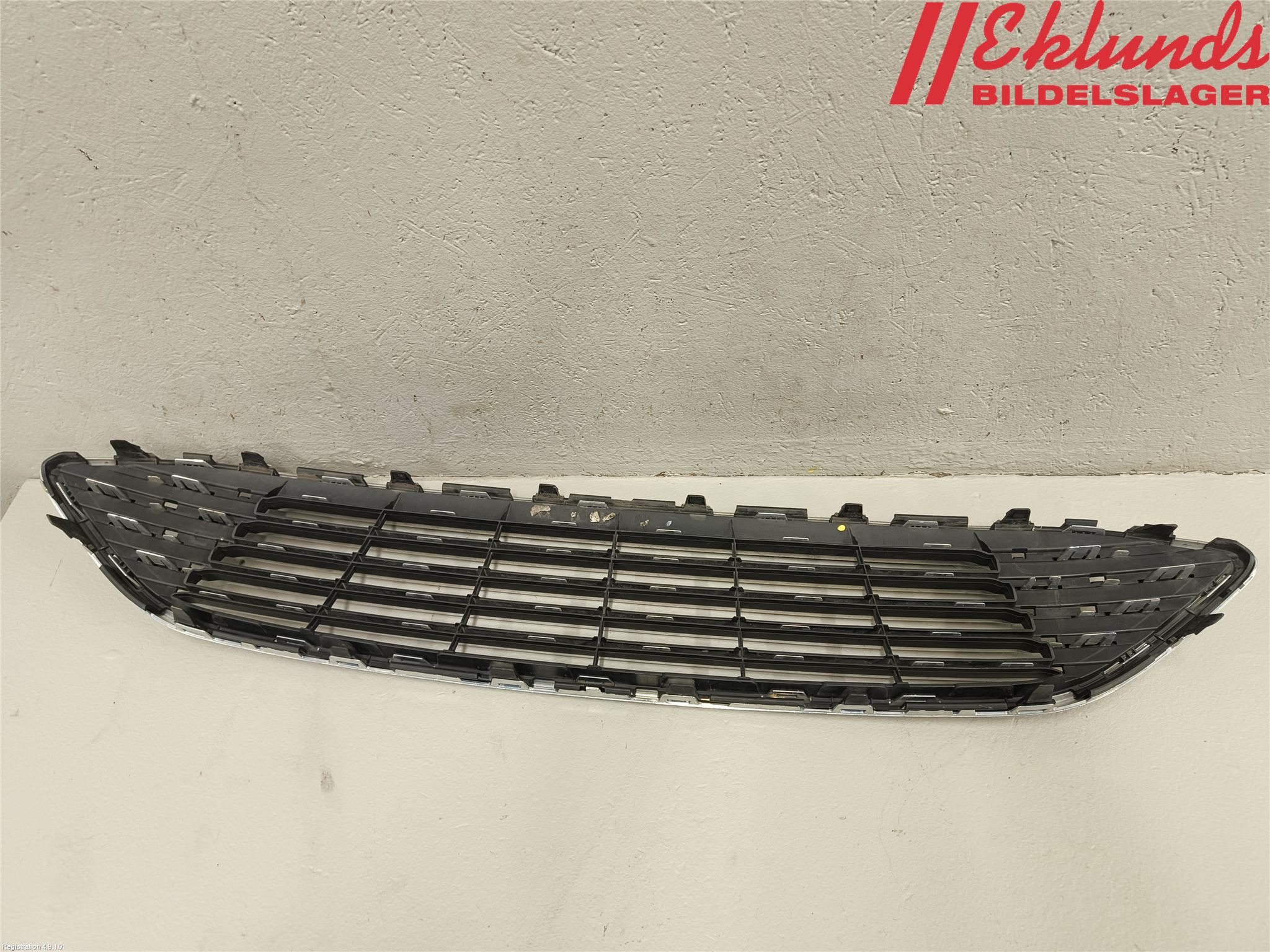 Ford FOCUS 15-18 Grill Komp