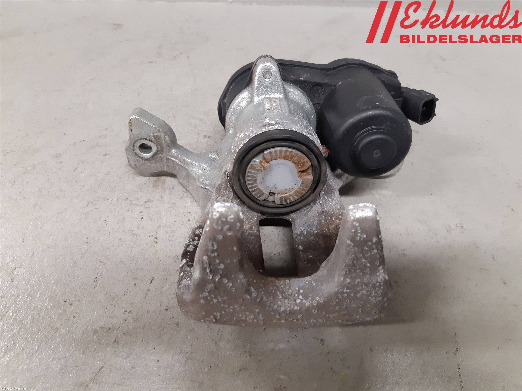 Toyota YARIS XP21 20- Bromsok Bak Höger