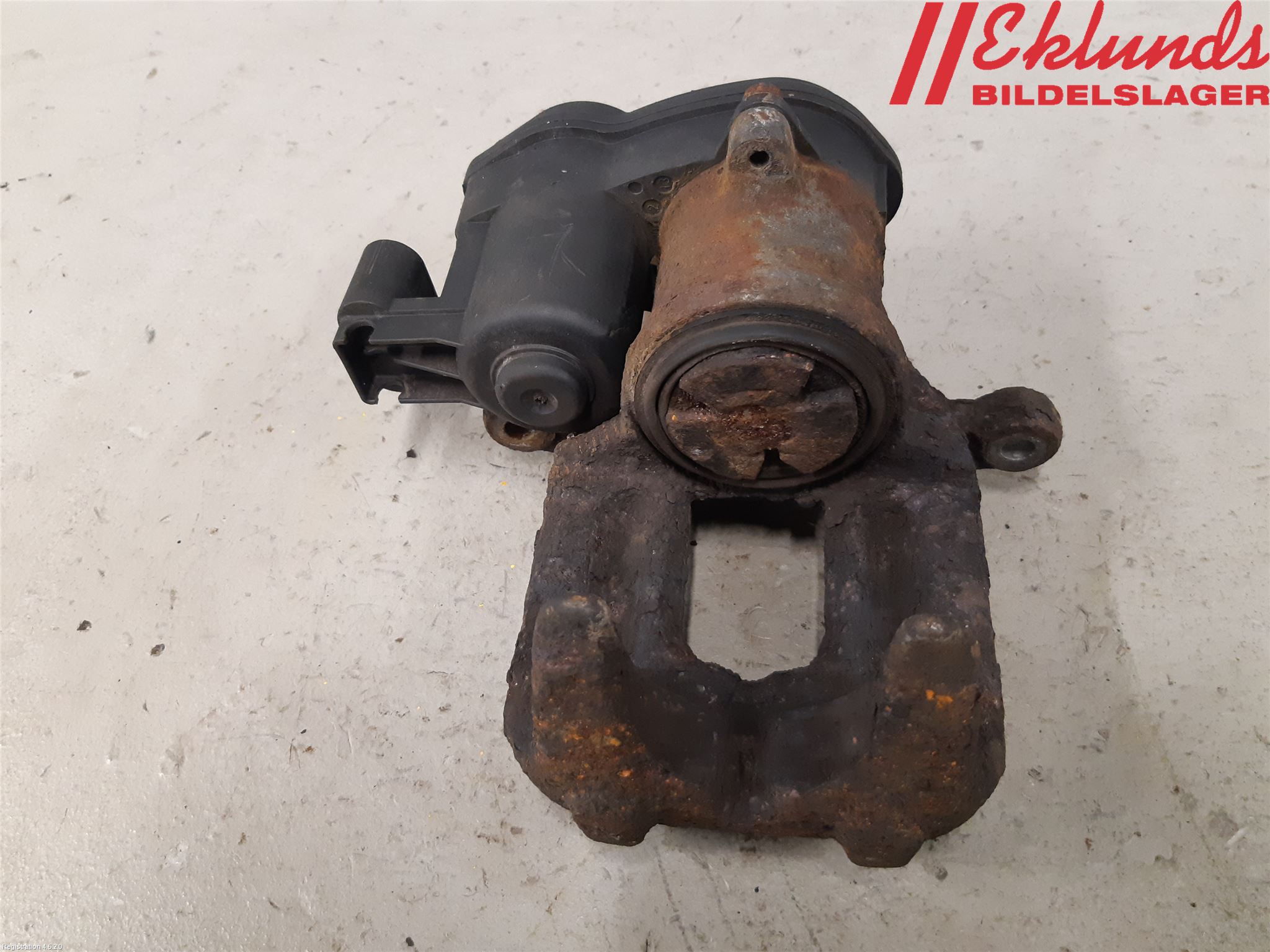 BMW 5 F10/F11/F18 09-17 Bromsok Bak Höger